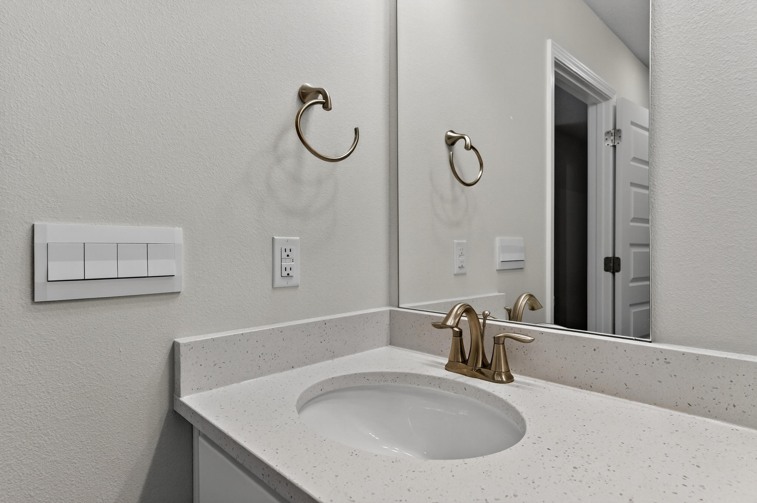 Harbor Place Townhomes - Residential Lease
