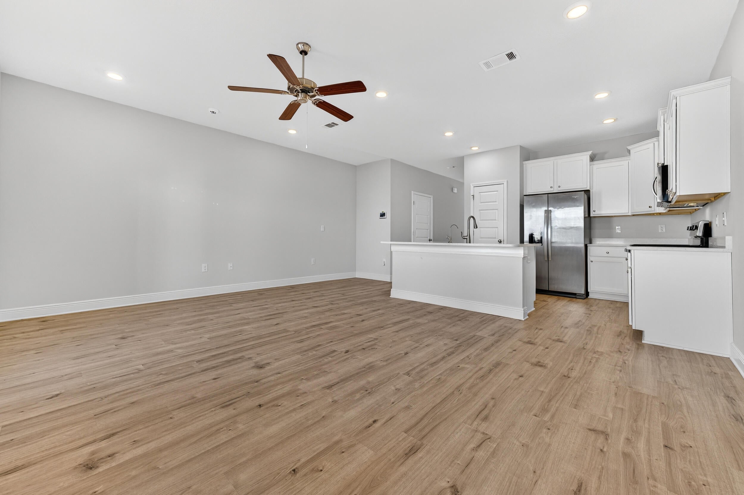 Harbor Place Townhomes - Residential Lease