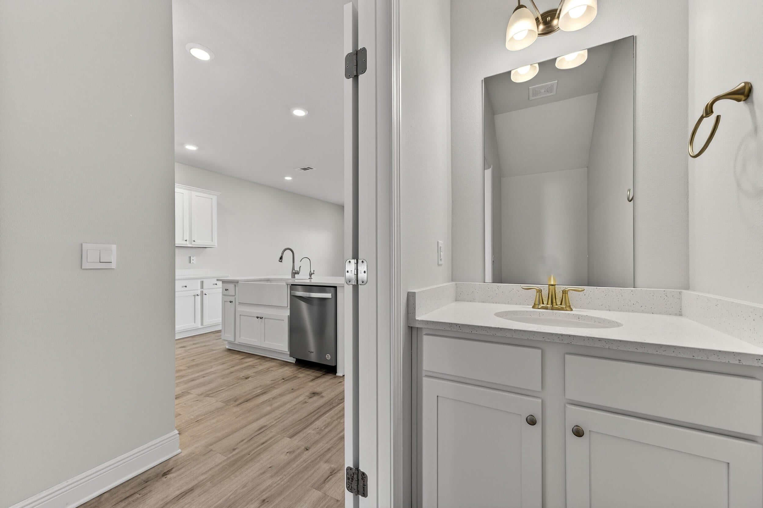 Harbor Place Townhomes - Residential Lease