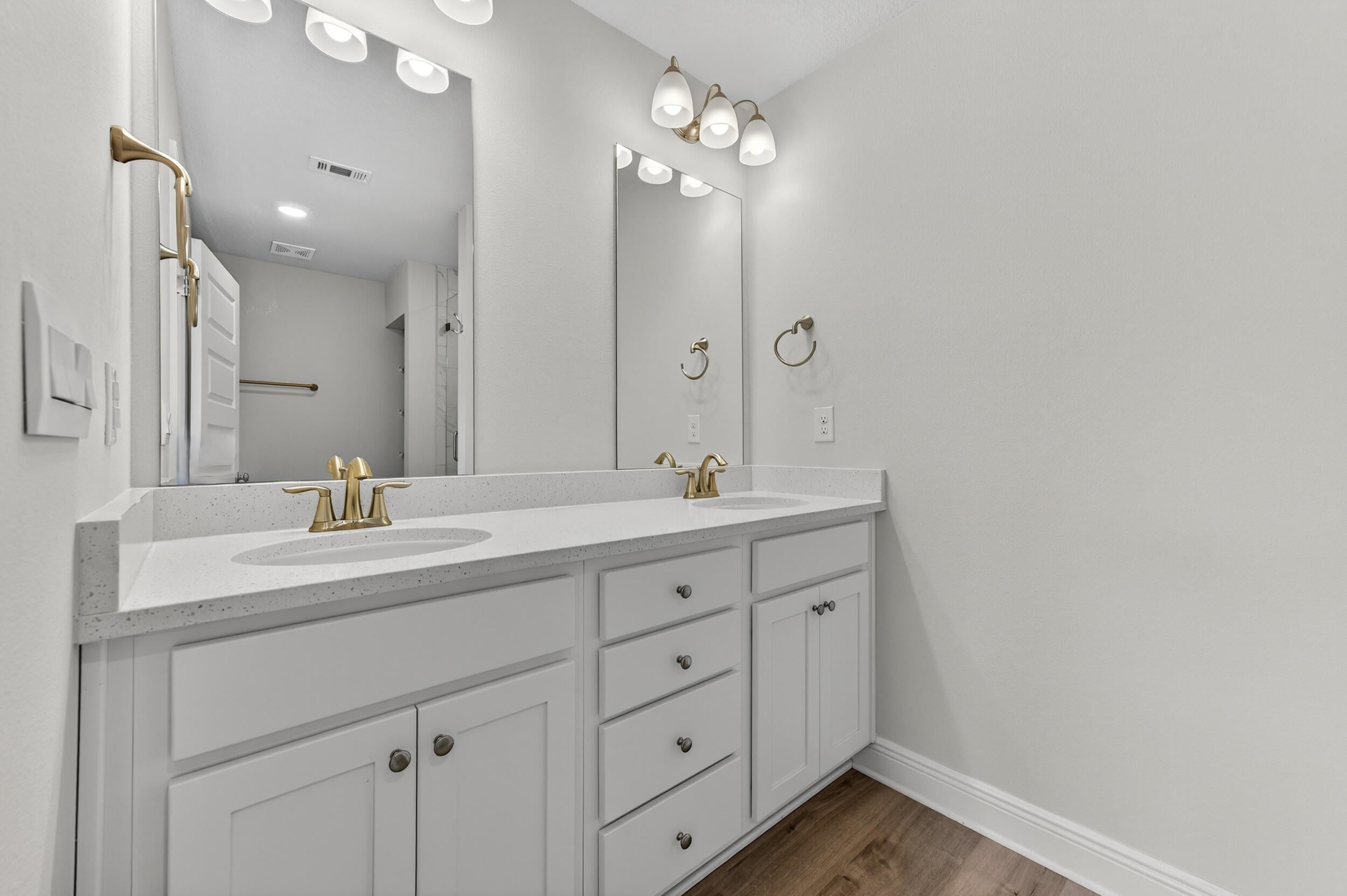Harbor Place Townhomes - Residential Lease