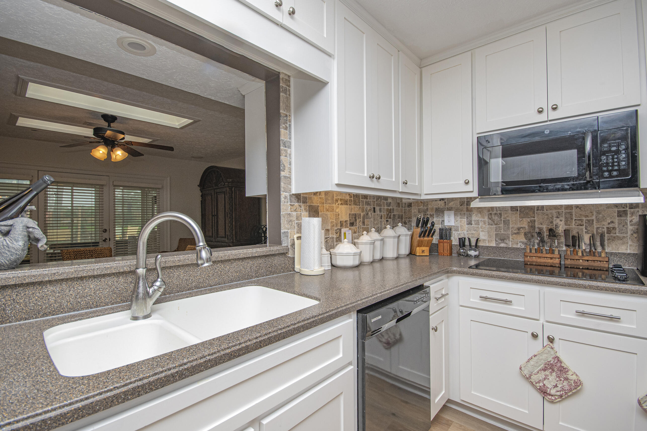 BAY POINT UNIT 1 - Residential