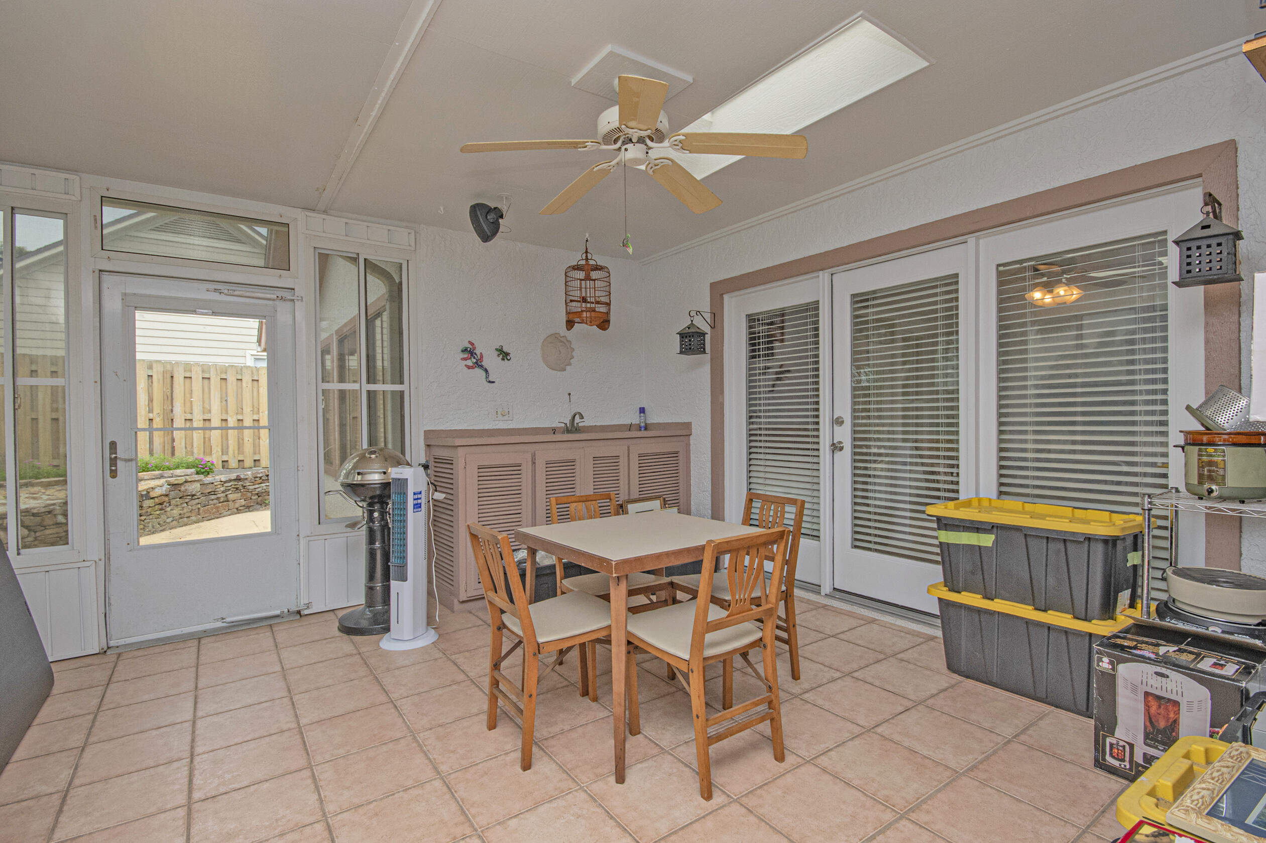 BAY POINT UNIT 1 - Residential