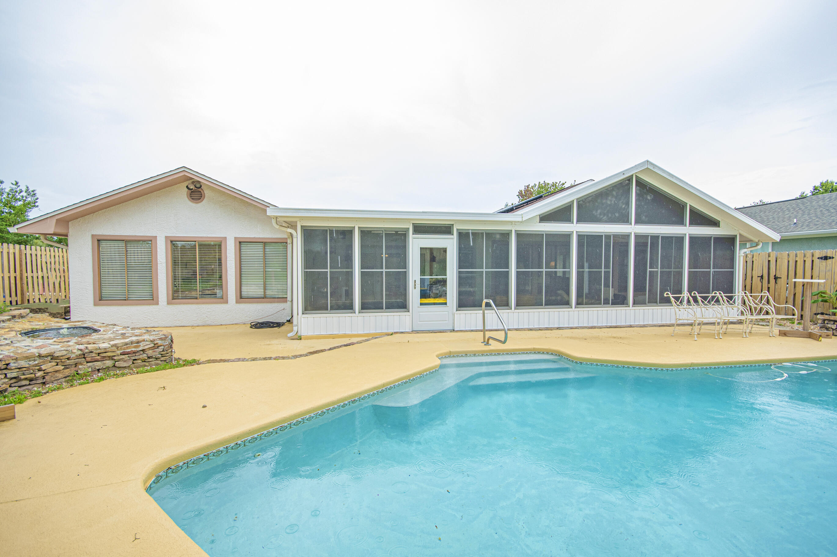 BAY POINT UNIT 1 - Residential