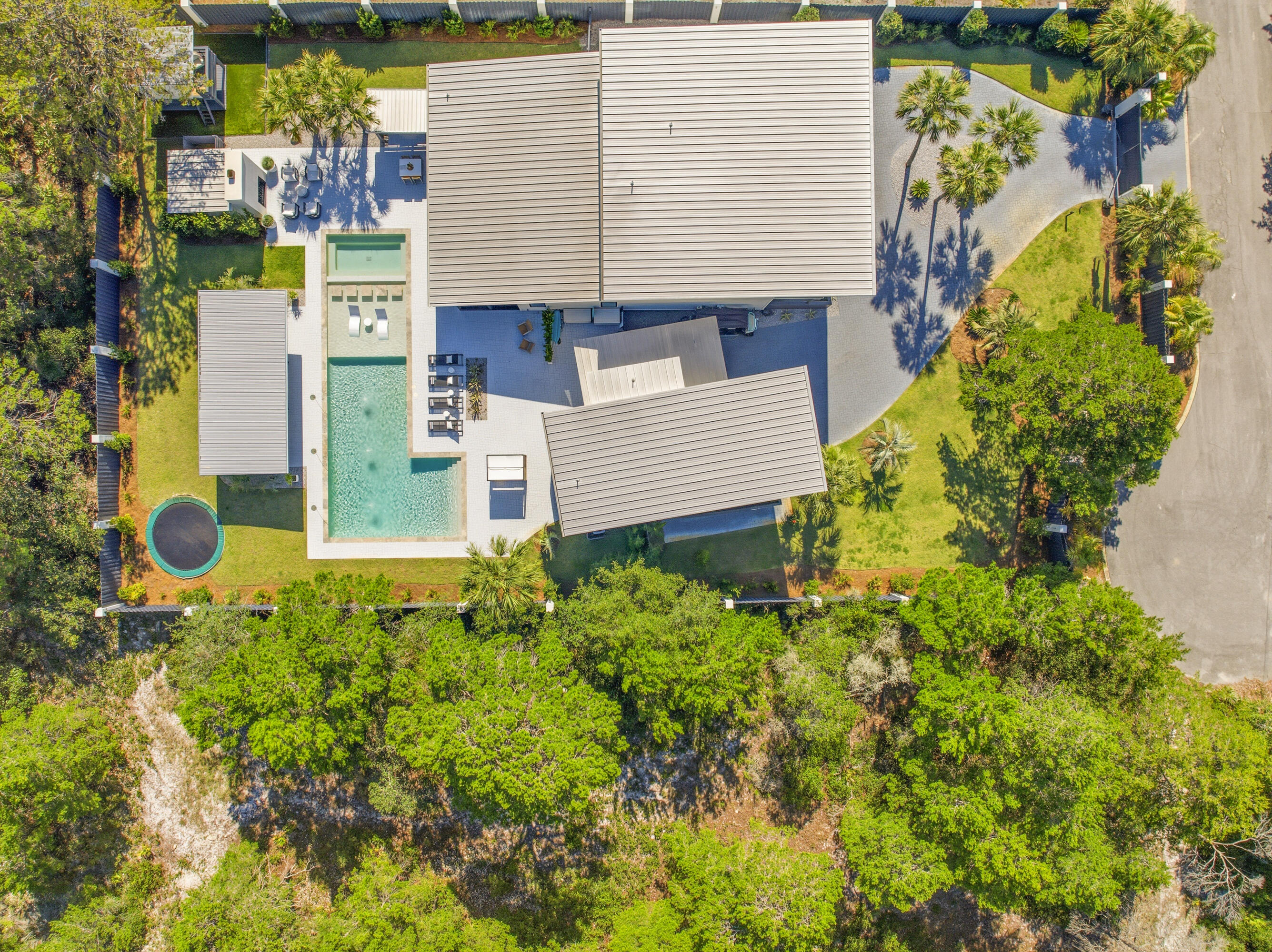 PINES OF BLUE MOUNTAIN - Residential