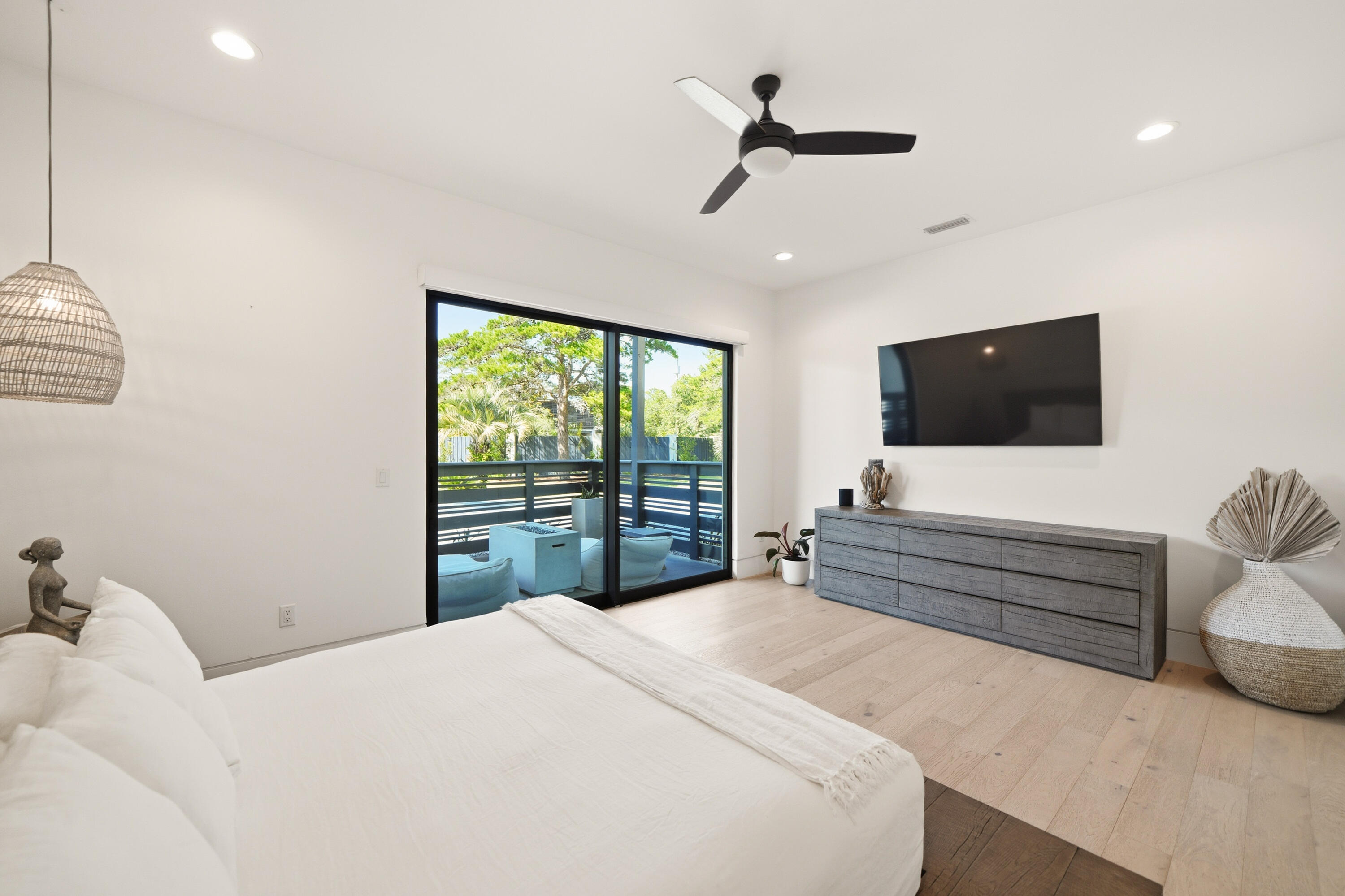 PINES OF BLUE MOUNTAIN - Residential