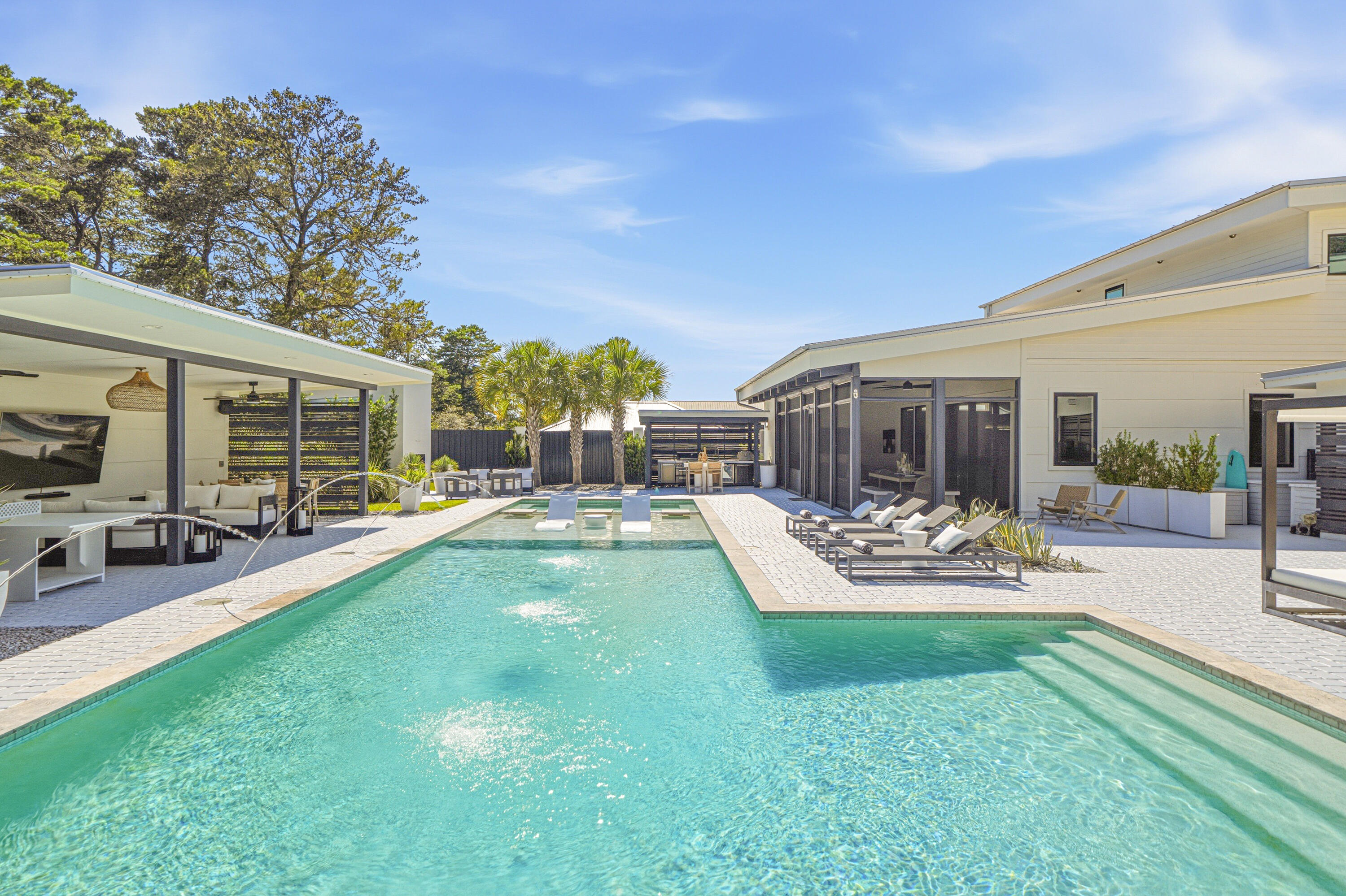 PINES OF BLUE MOUNTAIN - Residential