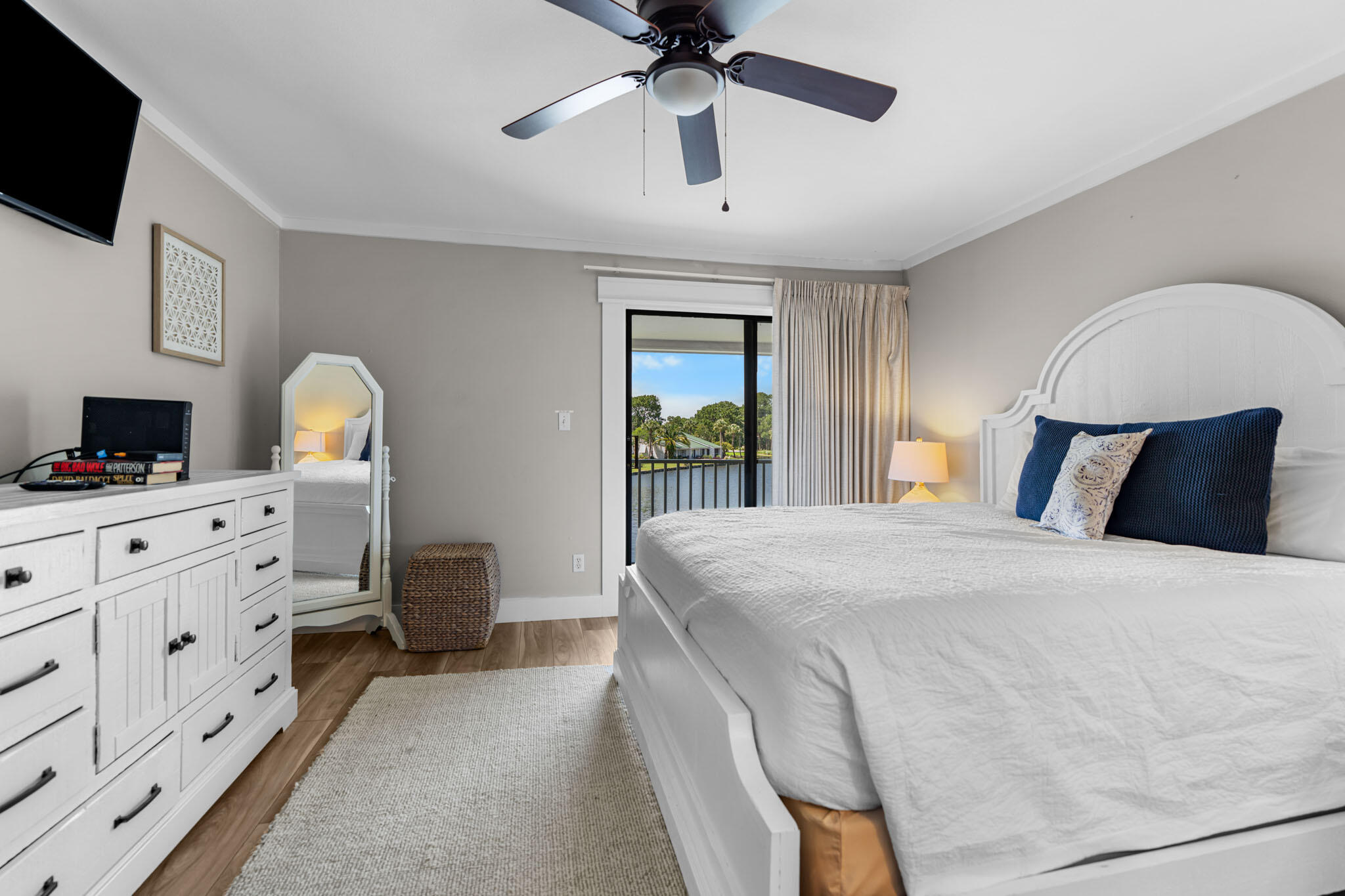 BAYOU VILLAGE CONDO PH 1 - Residential