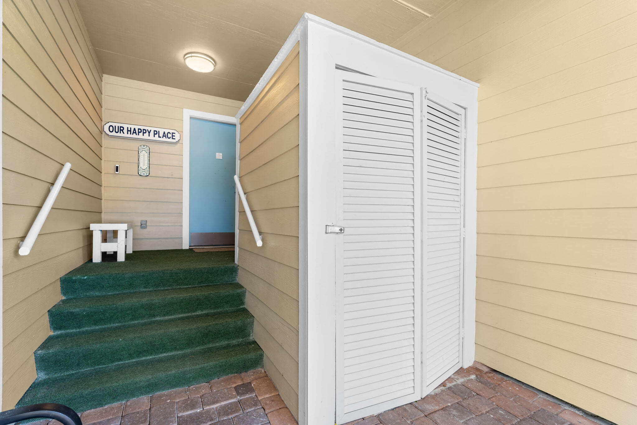 BAYOU VILLAGE CONDO PH 1 - Residential