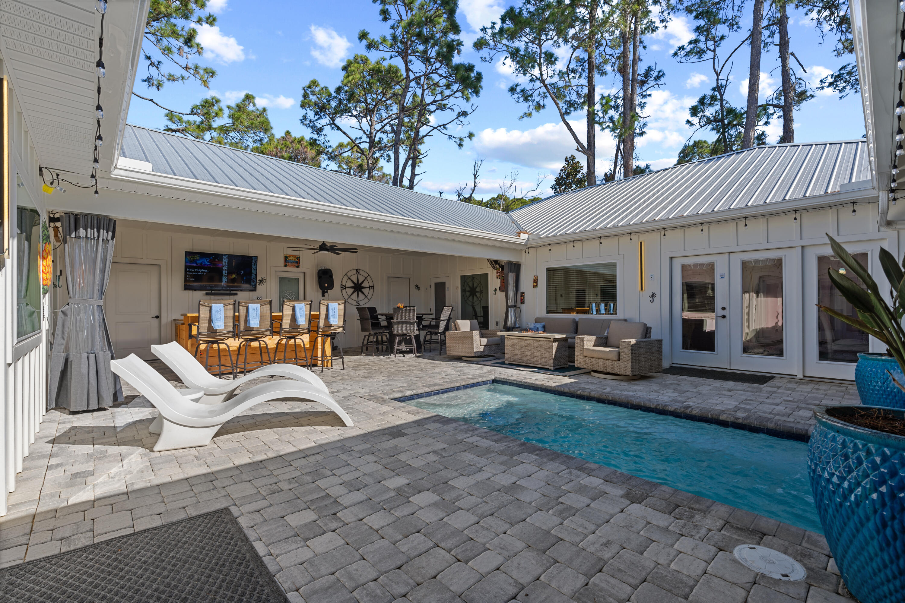 NO RECORDED SUBDIVISION - Residential