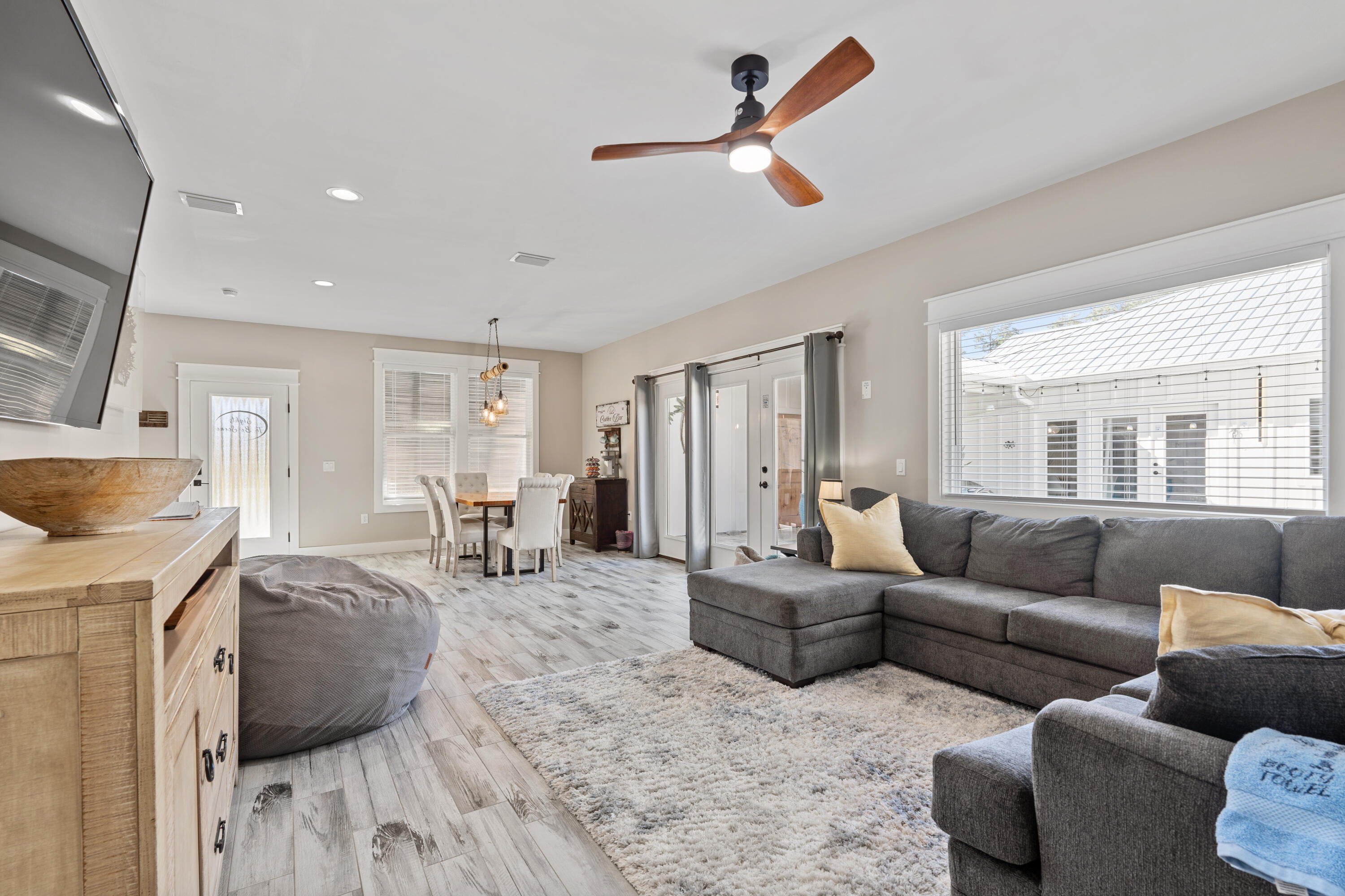 NO RECORDED SUBDIVISION - Residential
