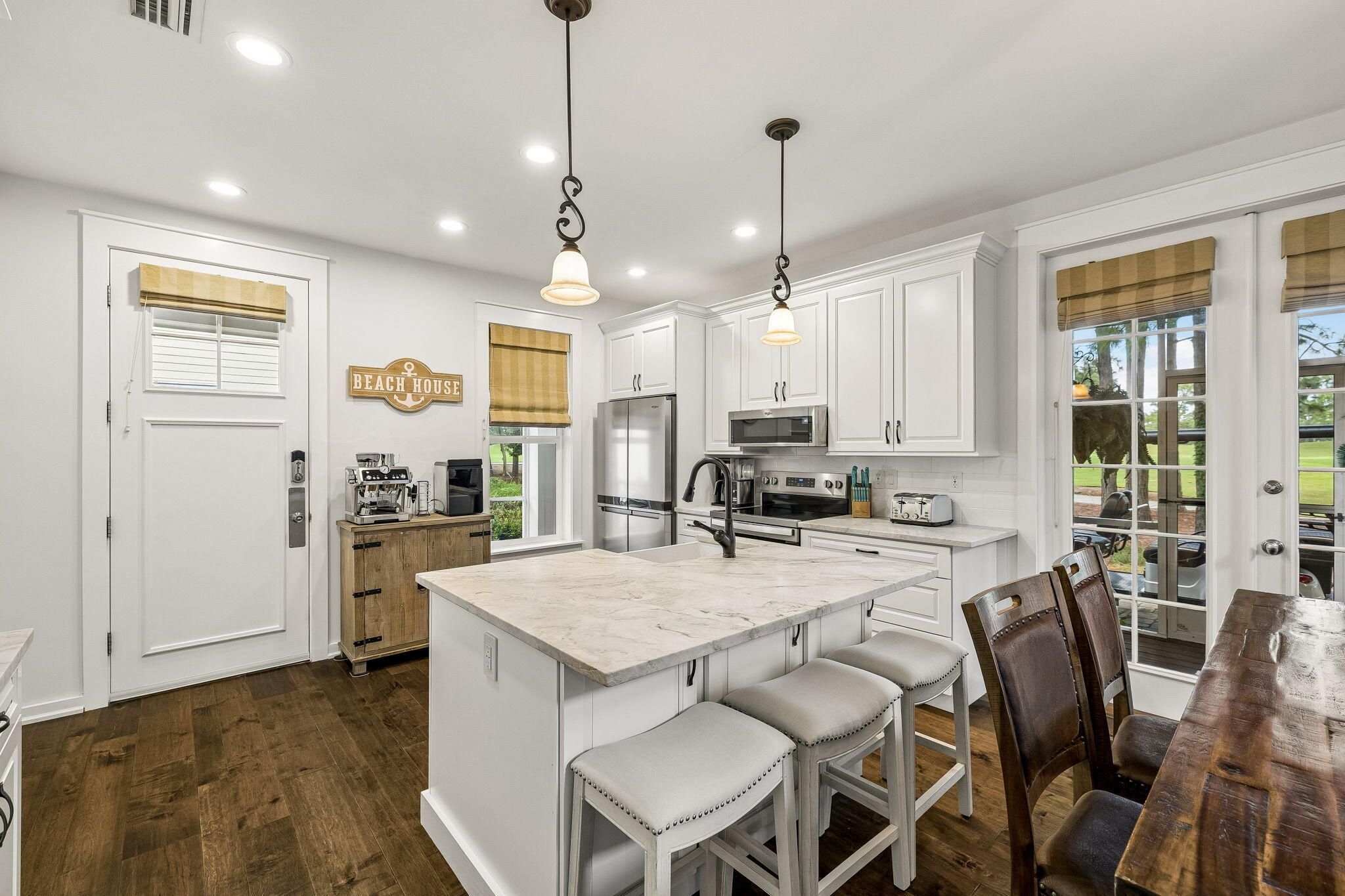 LAUREL GROVE - Residential