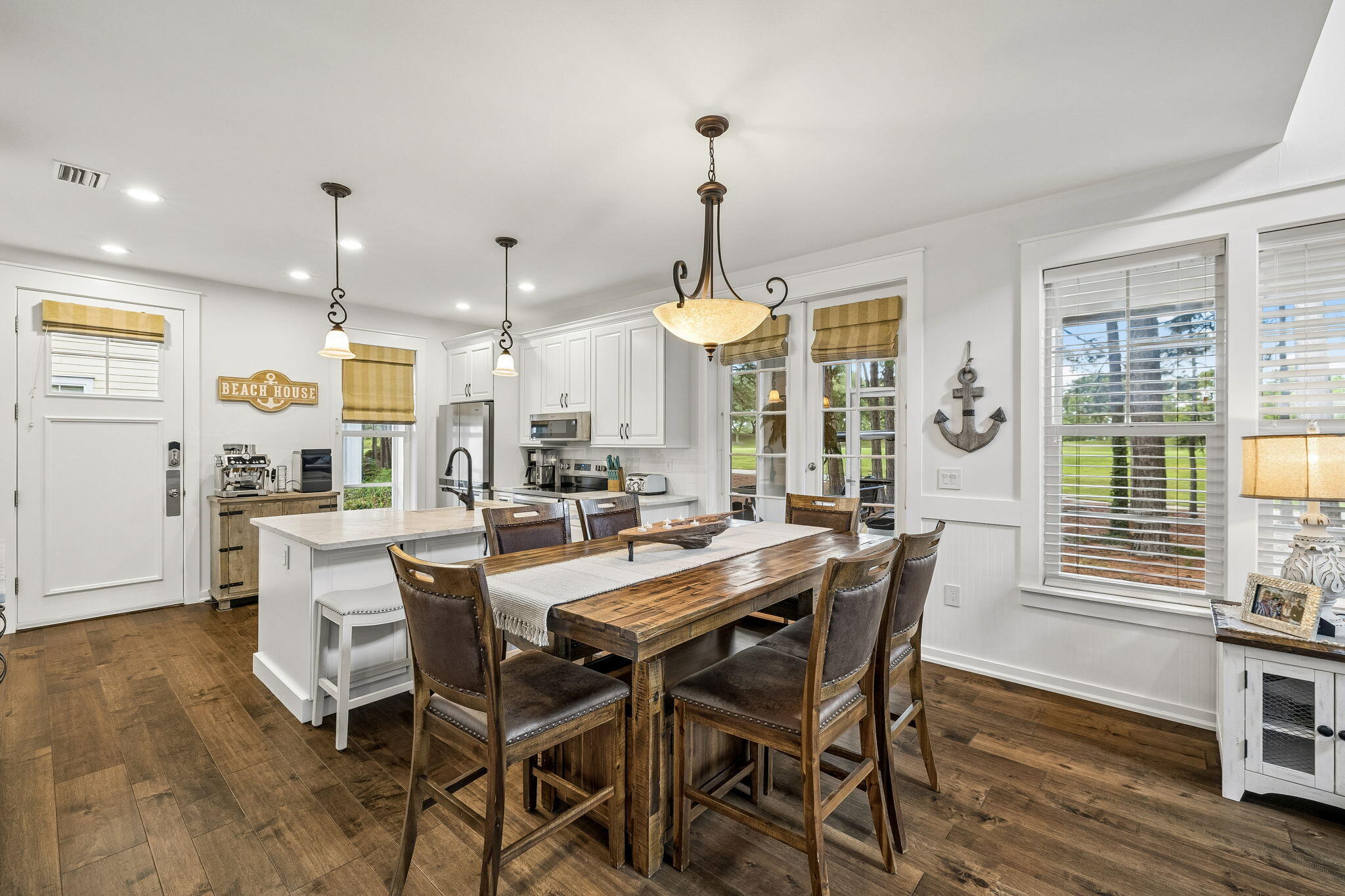 LAUREL GROVE - Residential