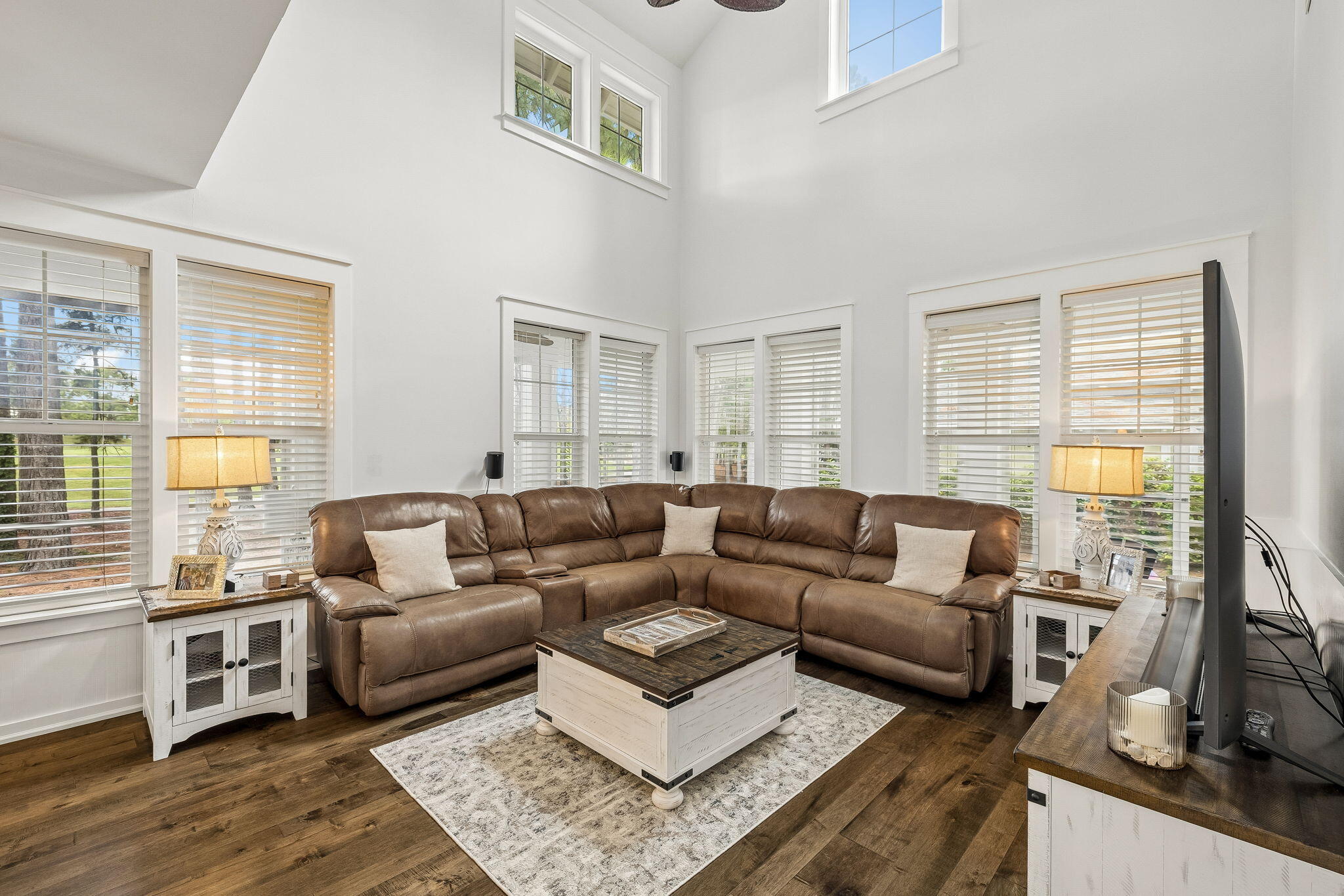 LAUREL GROVE - Residential