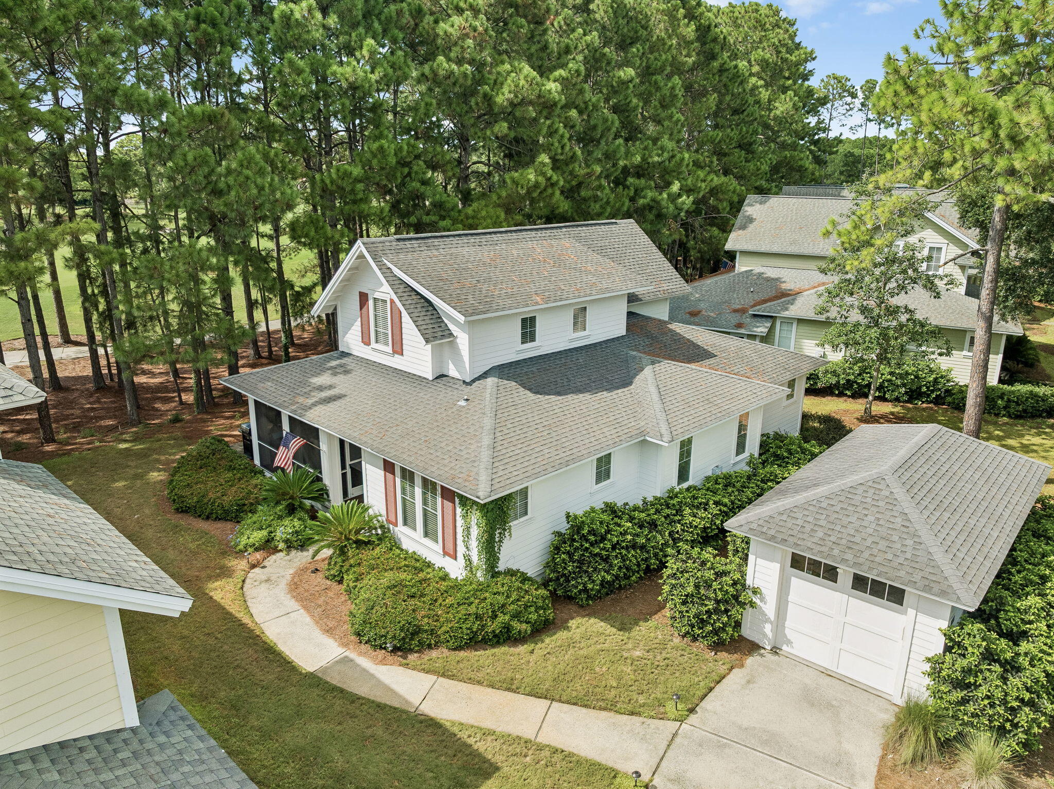 LAUREL GROVE - Residential