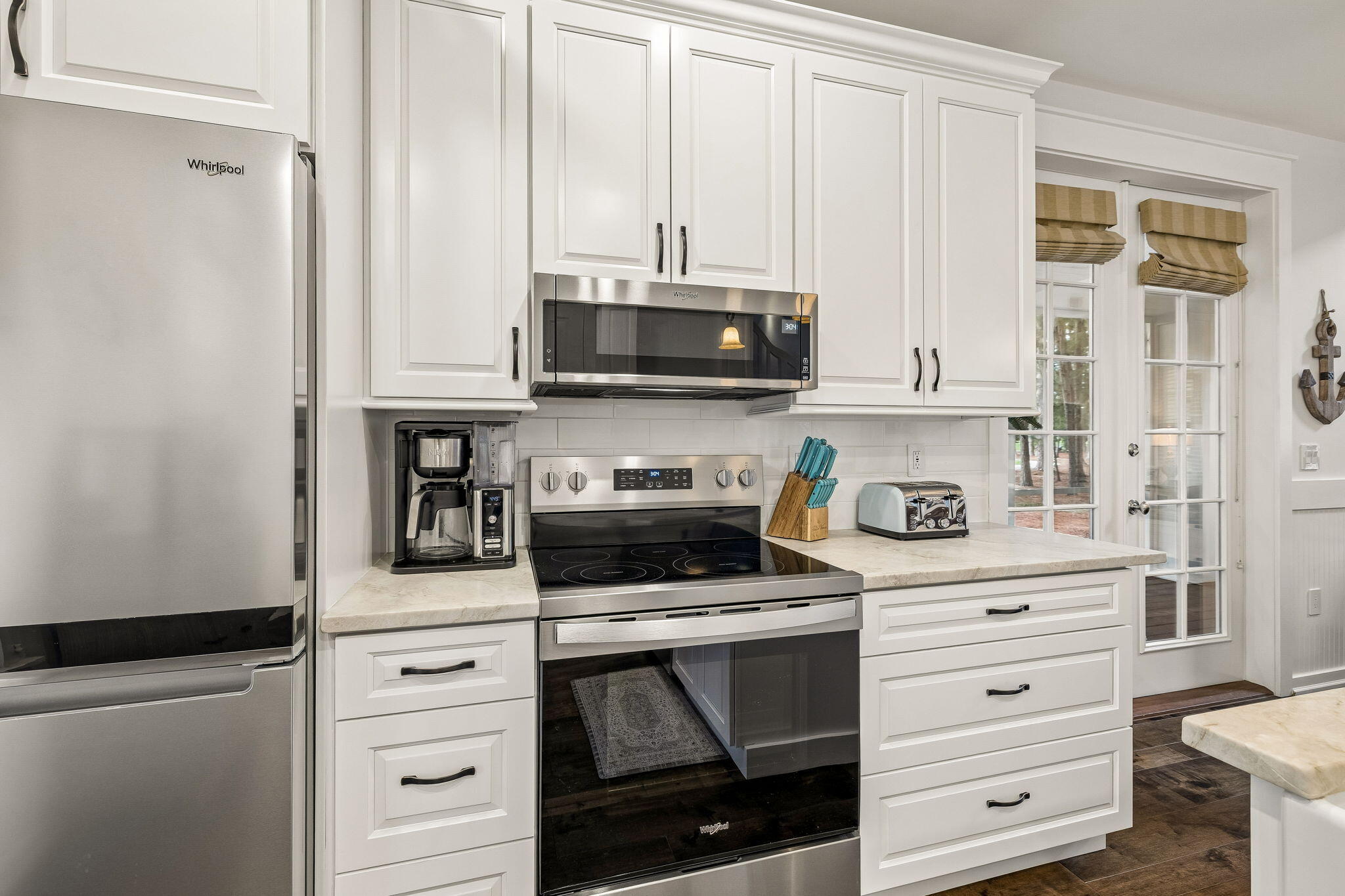 LAUREL GROVE - Residential