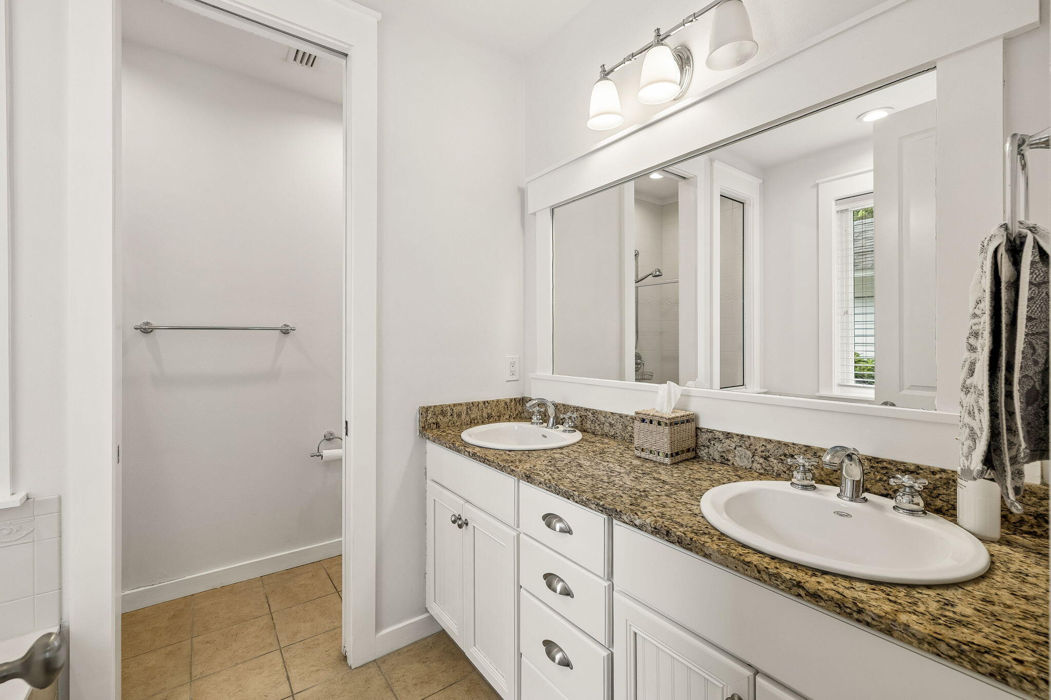 LAUREL GROVE - Residential