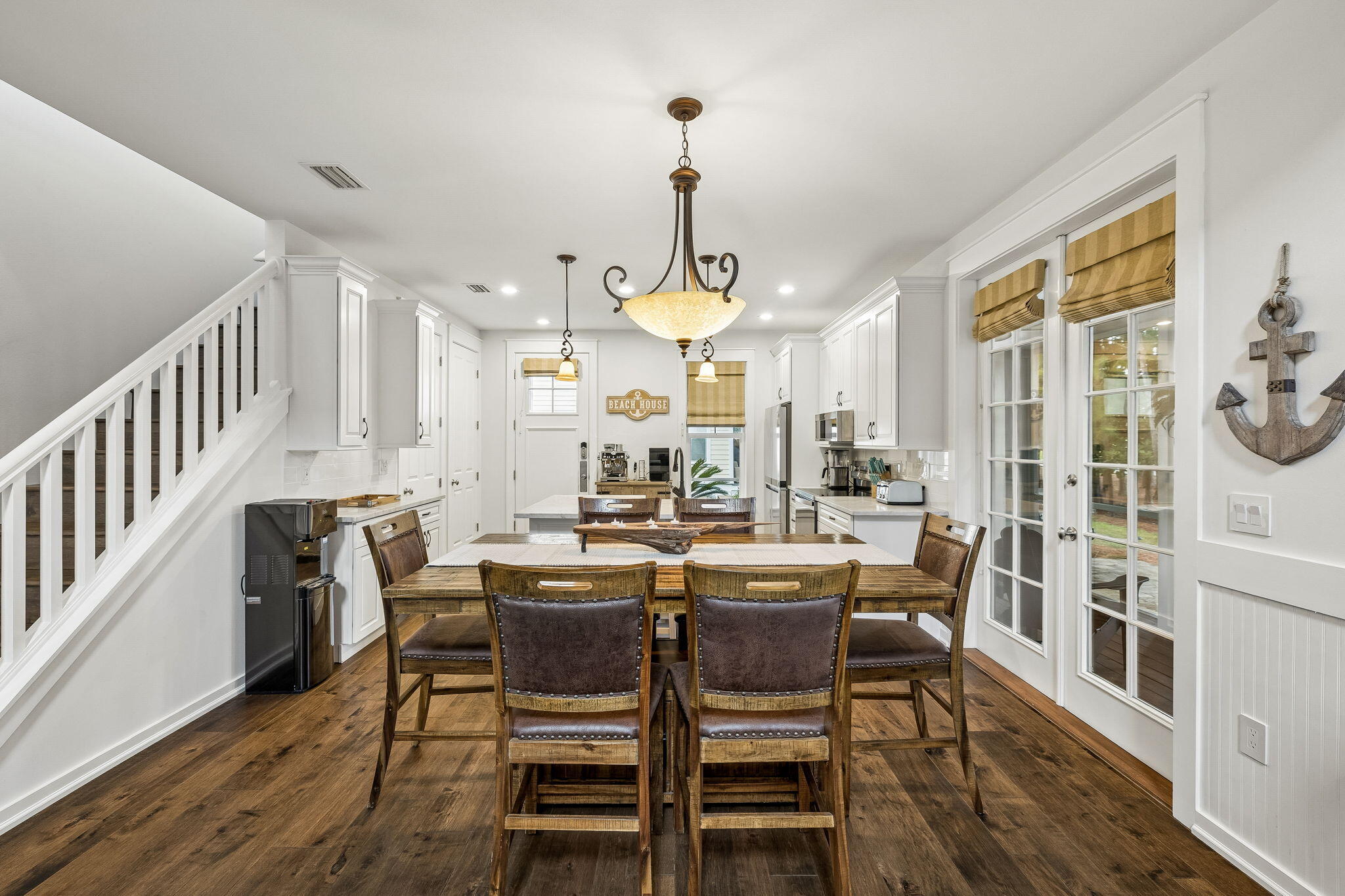LAUREL GROVE - Residential