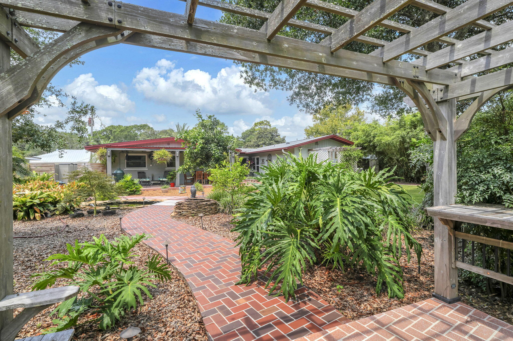 VILLA RUSS PARK - Residential