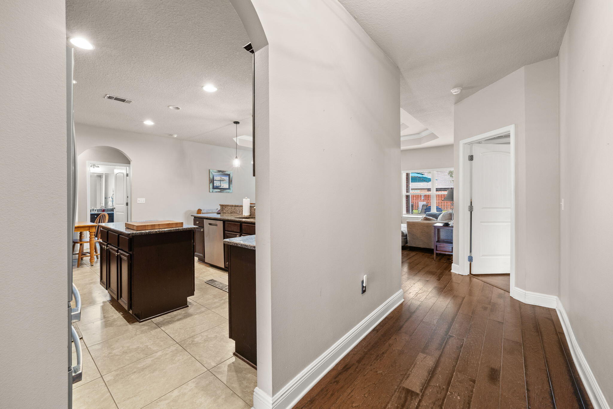 LAKE MERIAL - Residential