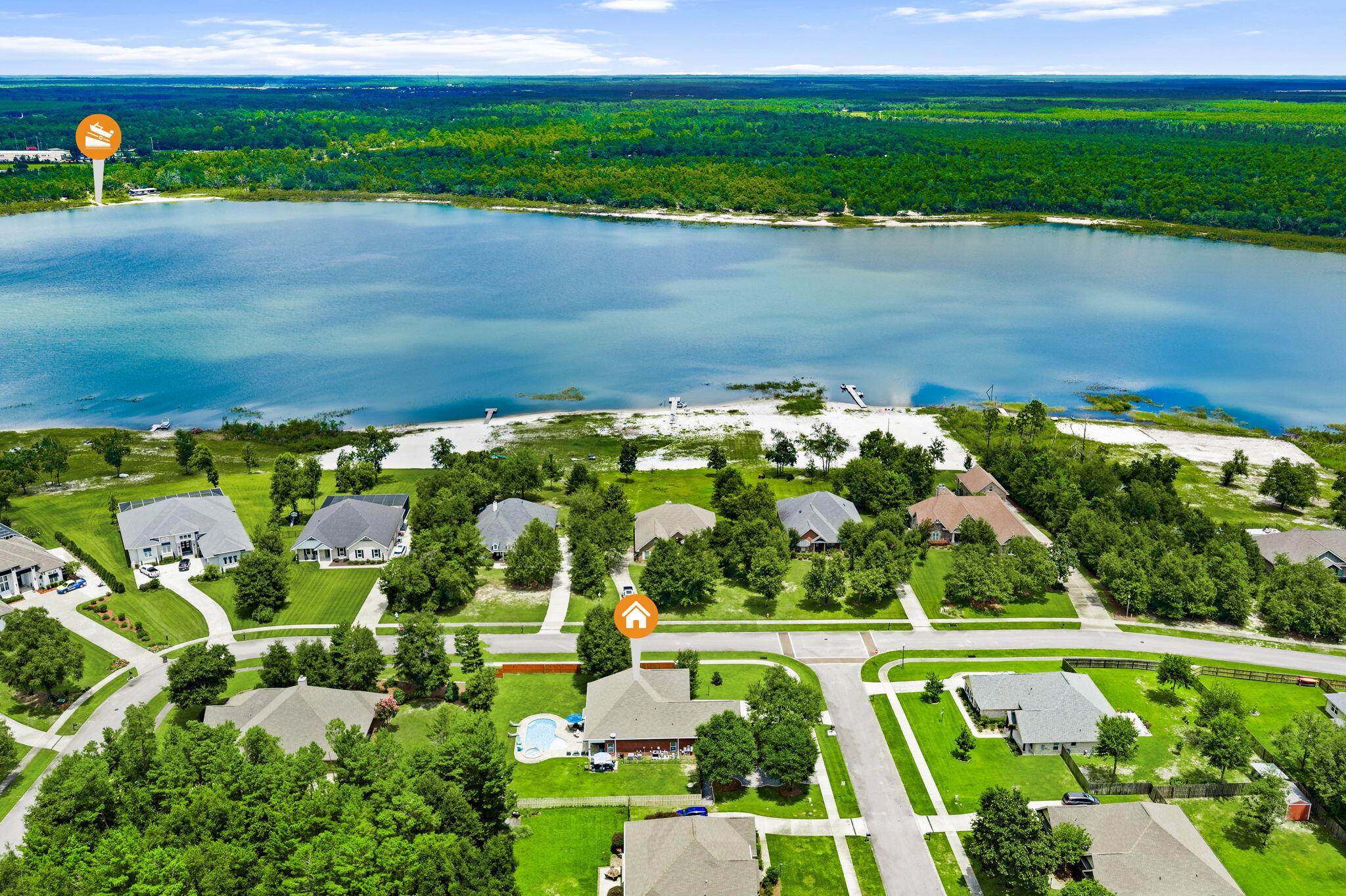 LAKE MERIAL - Residential