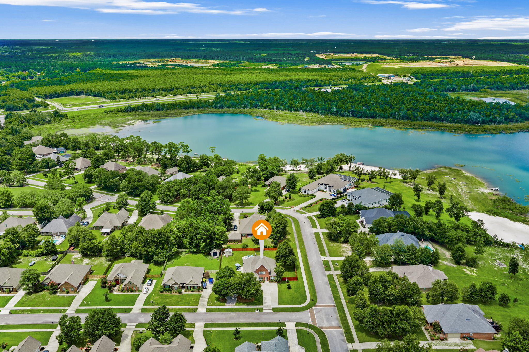 LAKE MERIAL - Residential