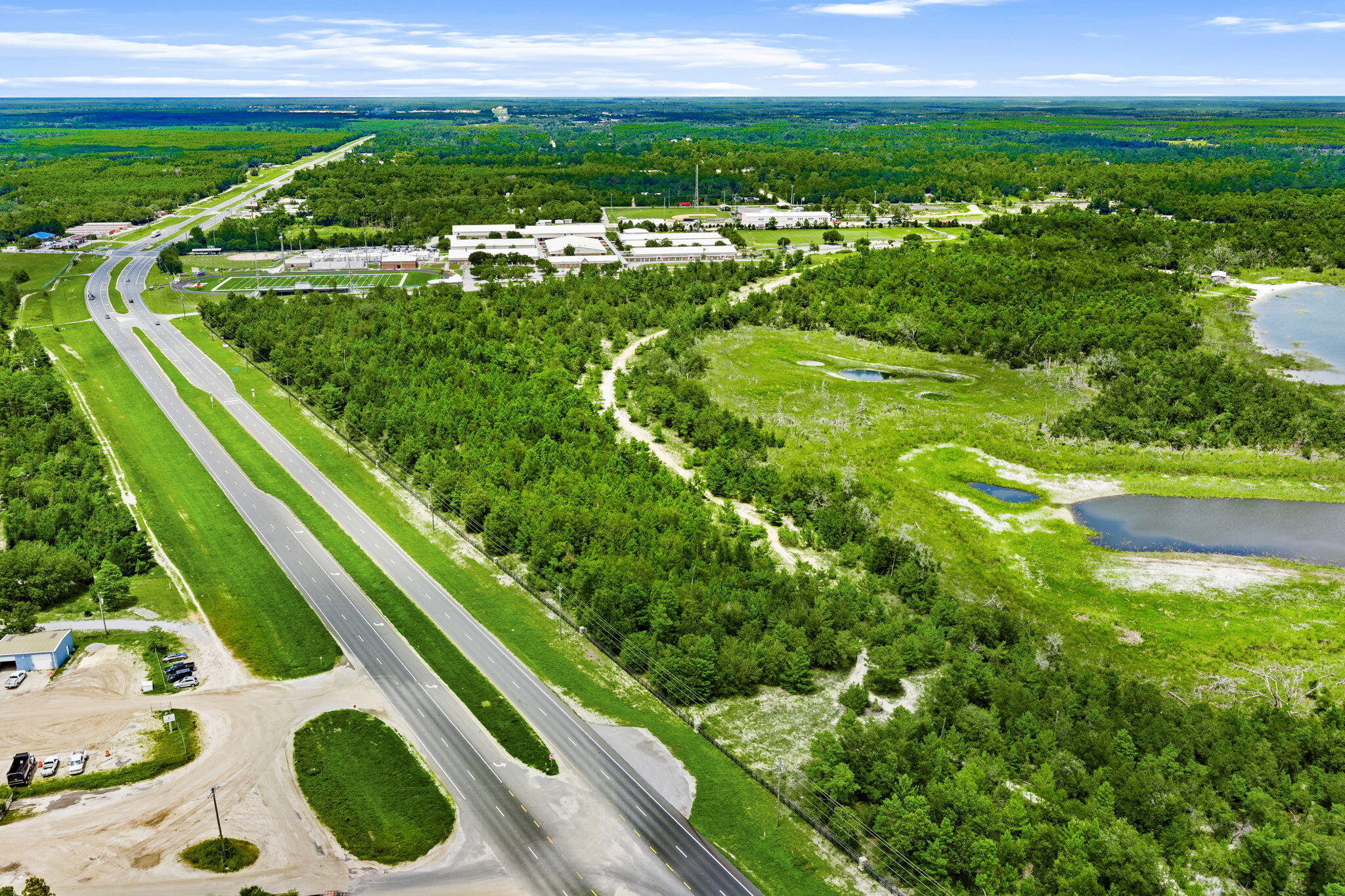 LAKE MERIAL - Residential