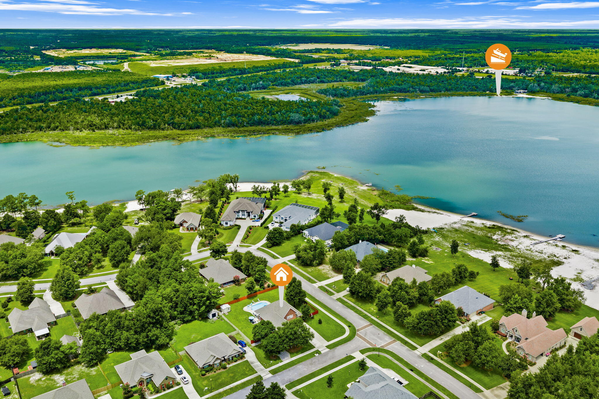 LAKE MERIAL - Residential