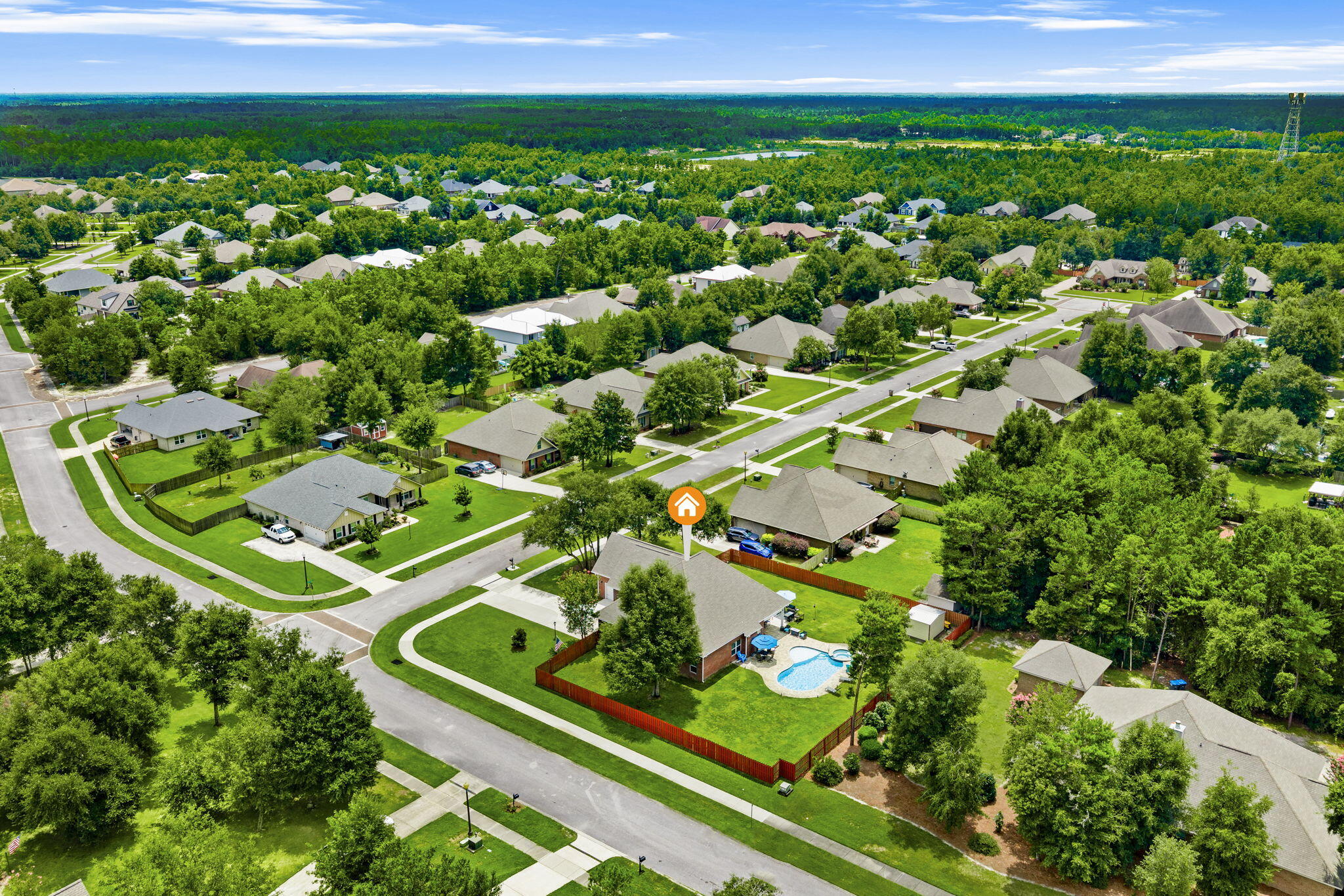 LAKE MERIAL - Residential