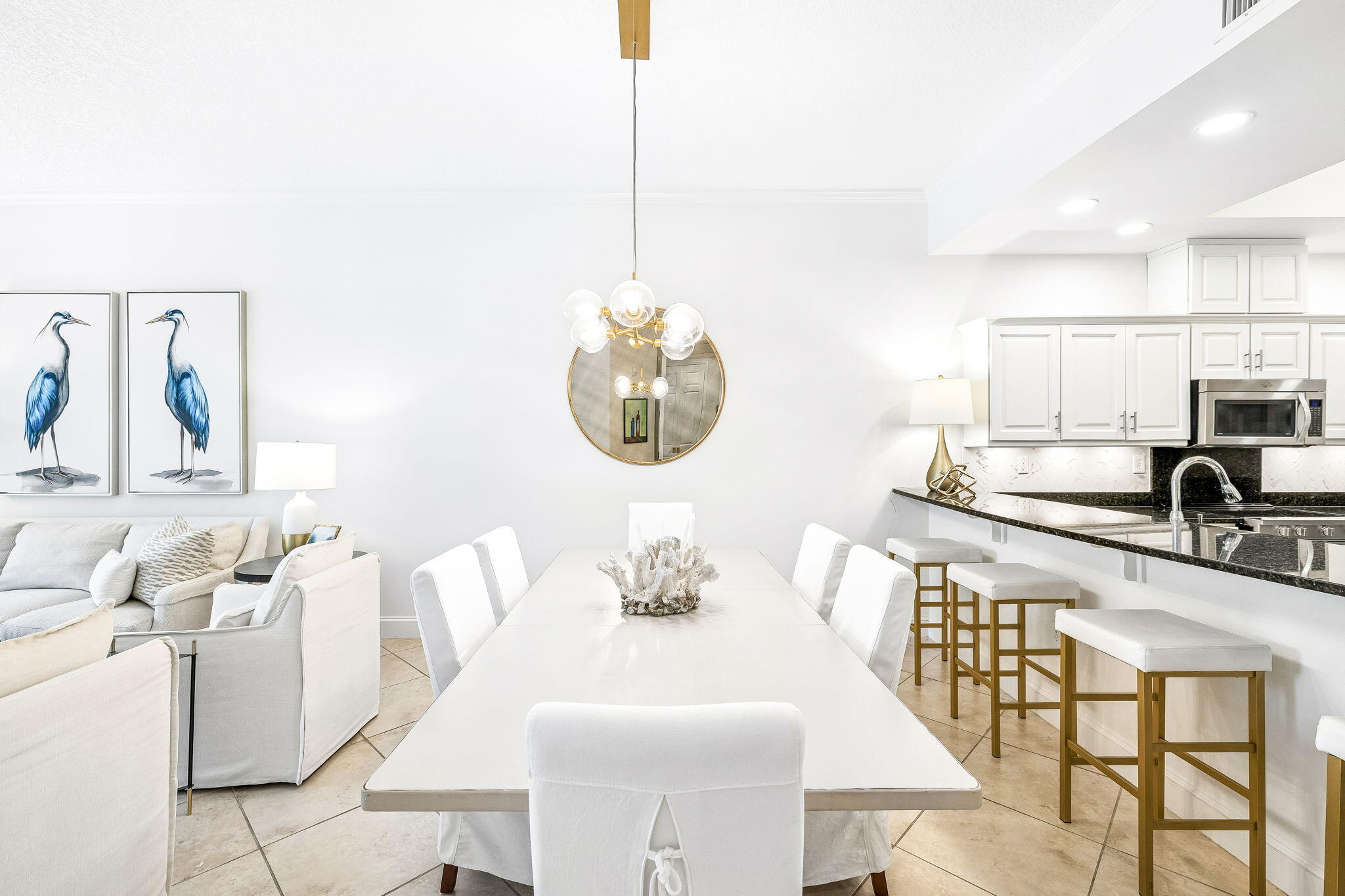 ALEXANDER AT PALM COURT - Residential