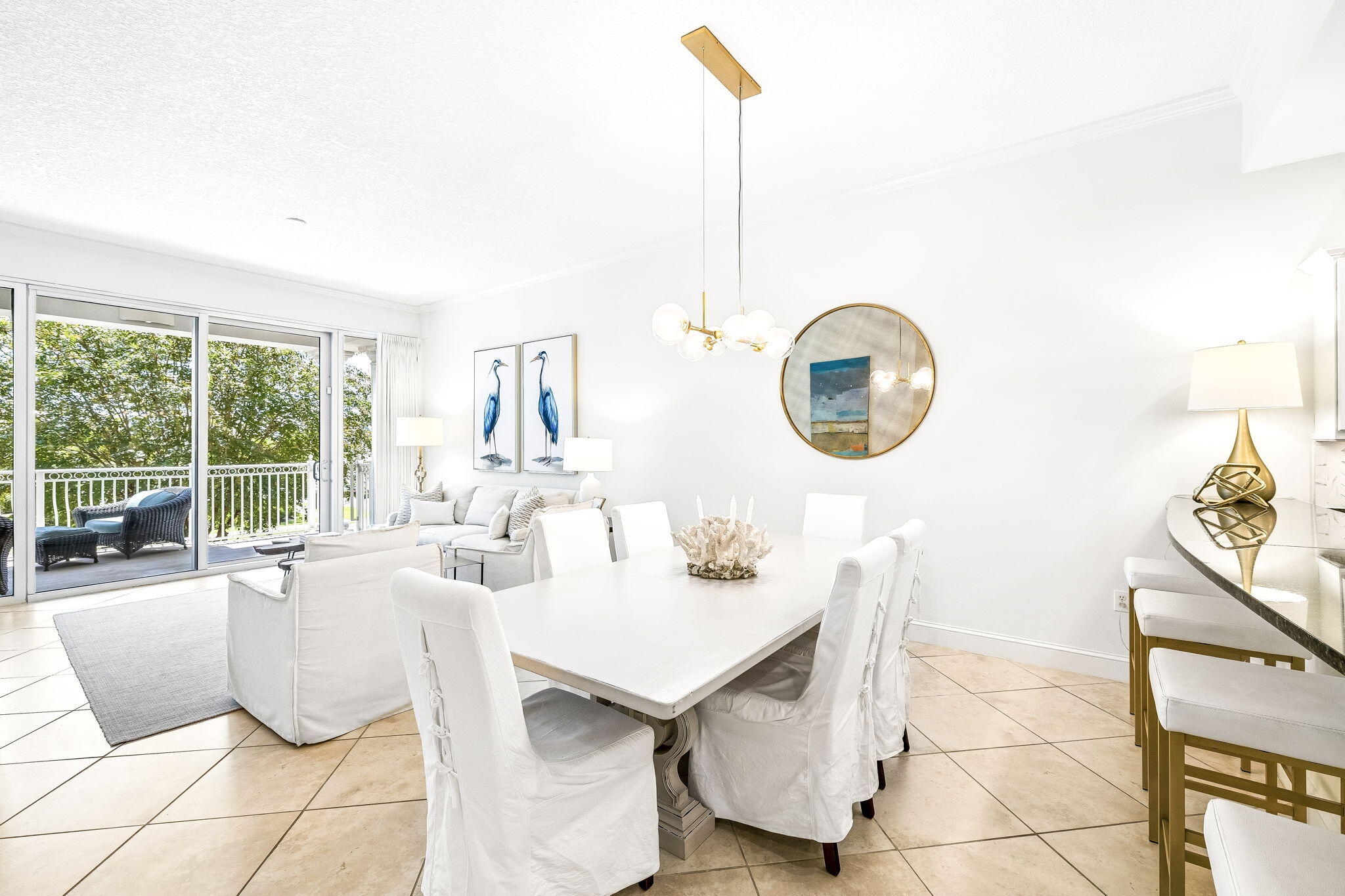 ALEXANDER AT PALM COURT - Residential