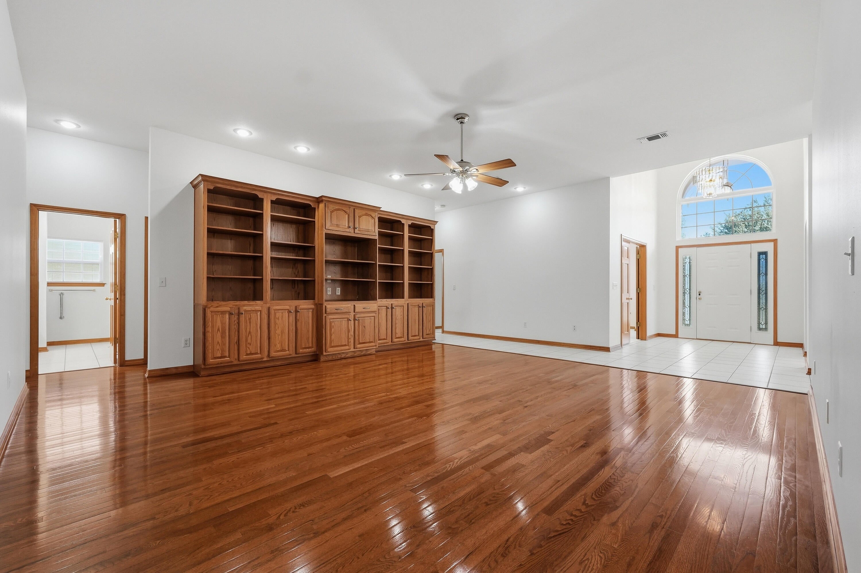 SILVER OAKS PH 1 - Residential