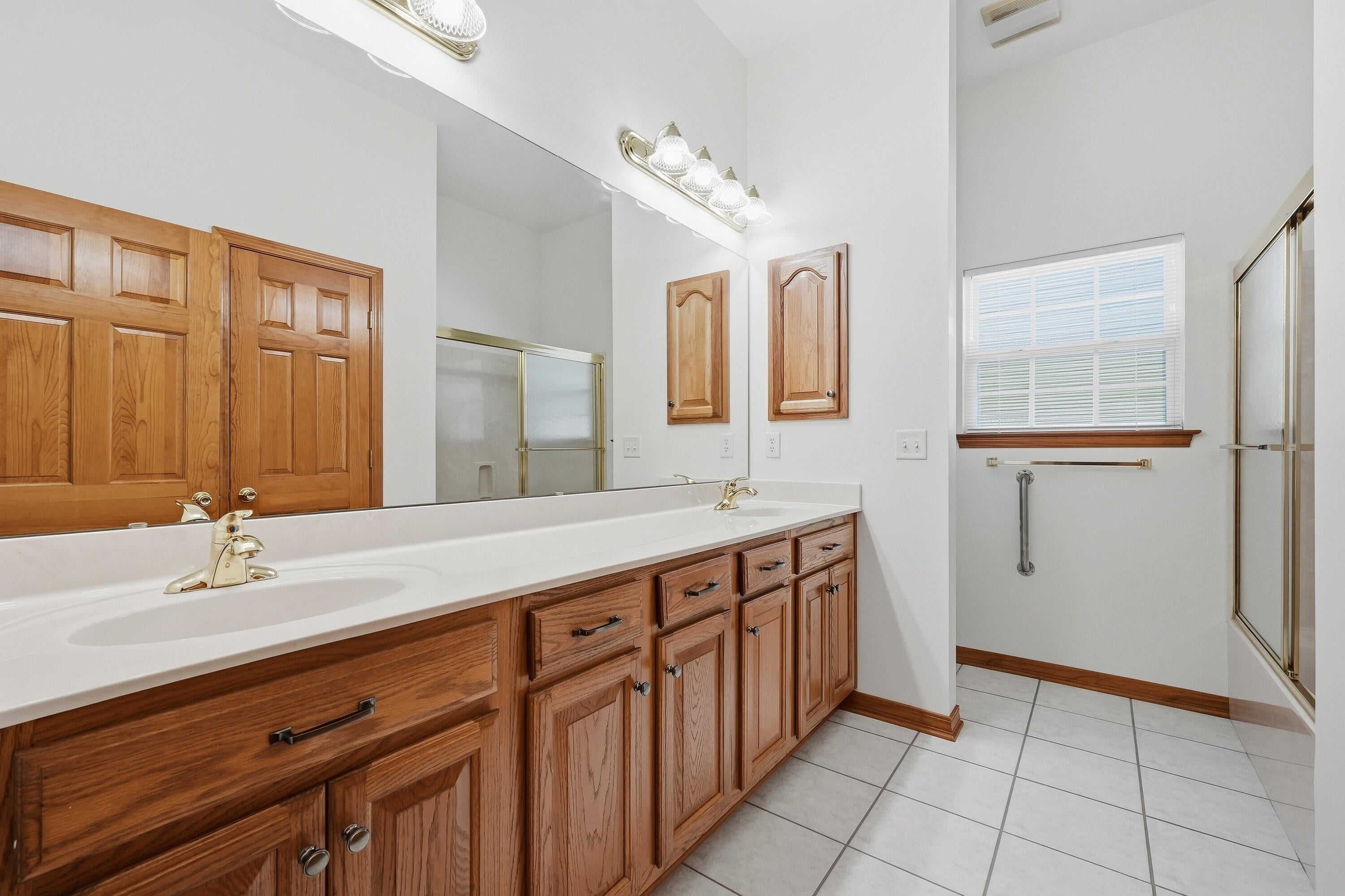 SILVER OAKS PH 1 - Residential