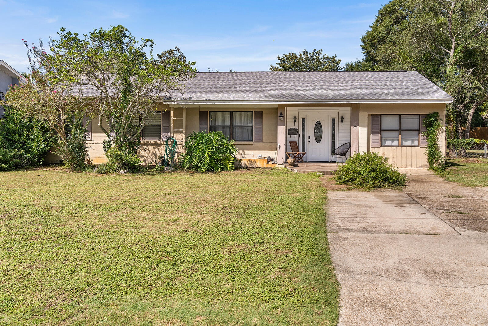 RE-S/D PART ELLIOTT PT LOT 8 BLK F - Residential