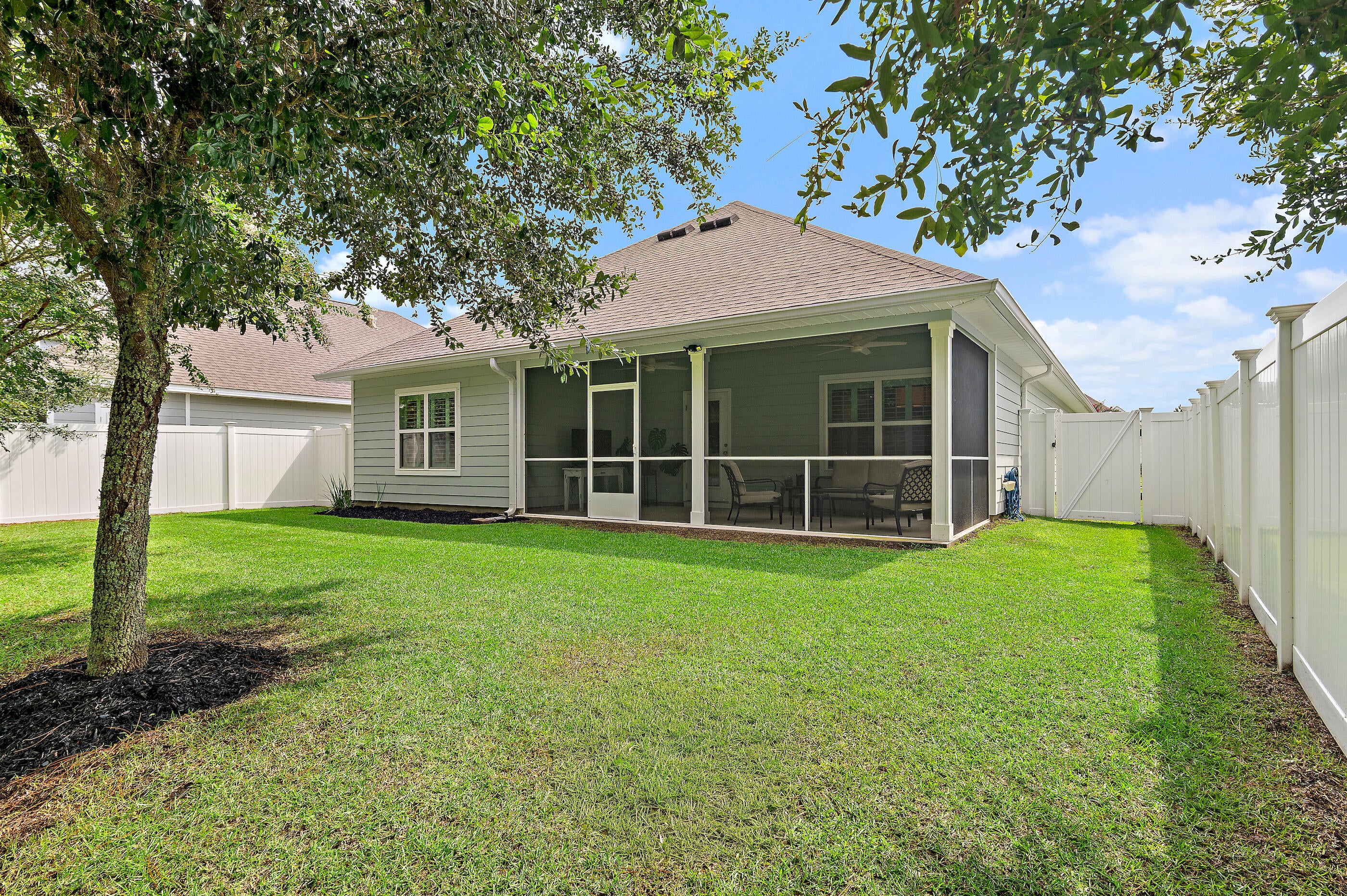 STONEGATE - Residential