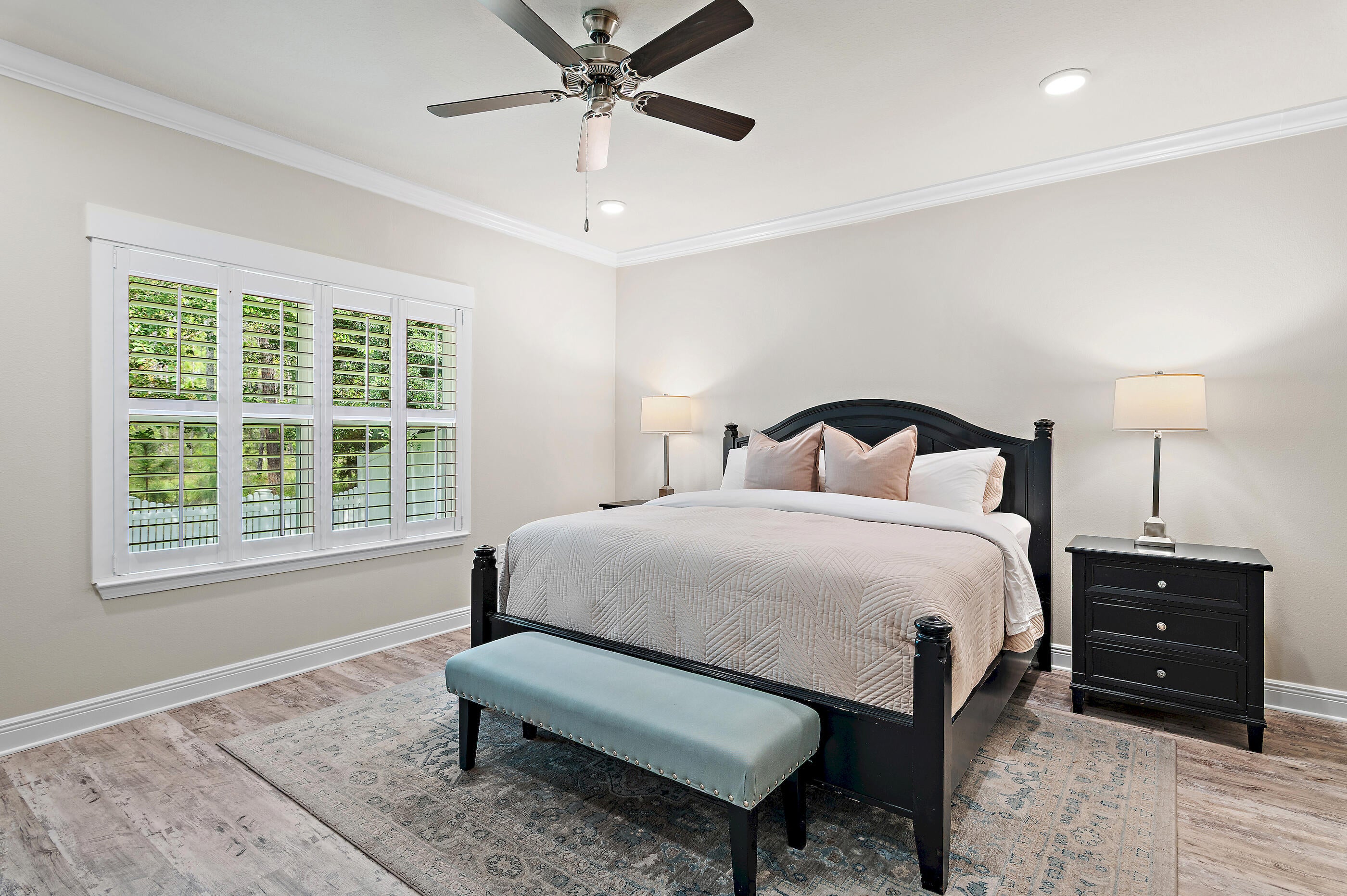 STONEGATE - Residential