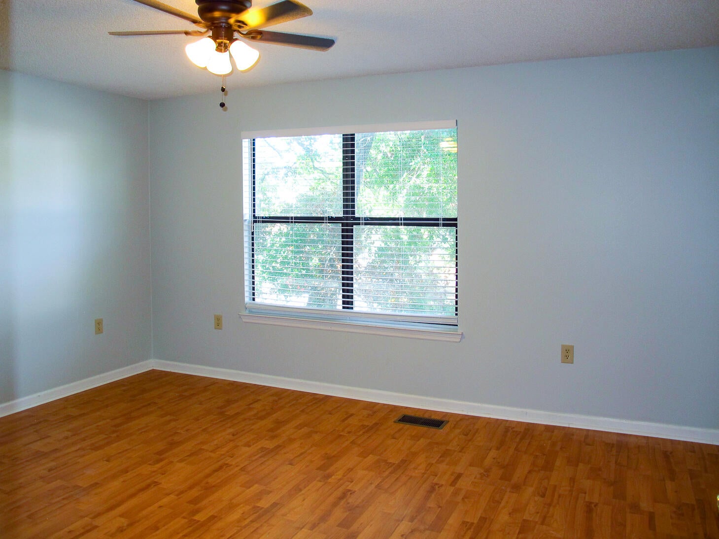 Liveoak T/H - Residential Lease