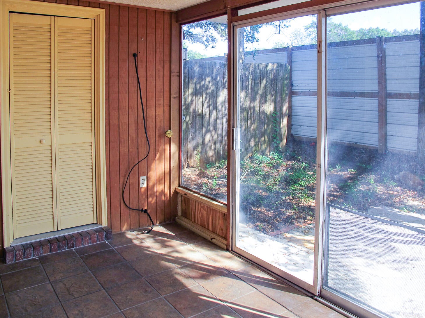 Liveoak T/H - Residential Lease
