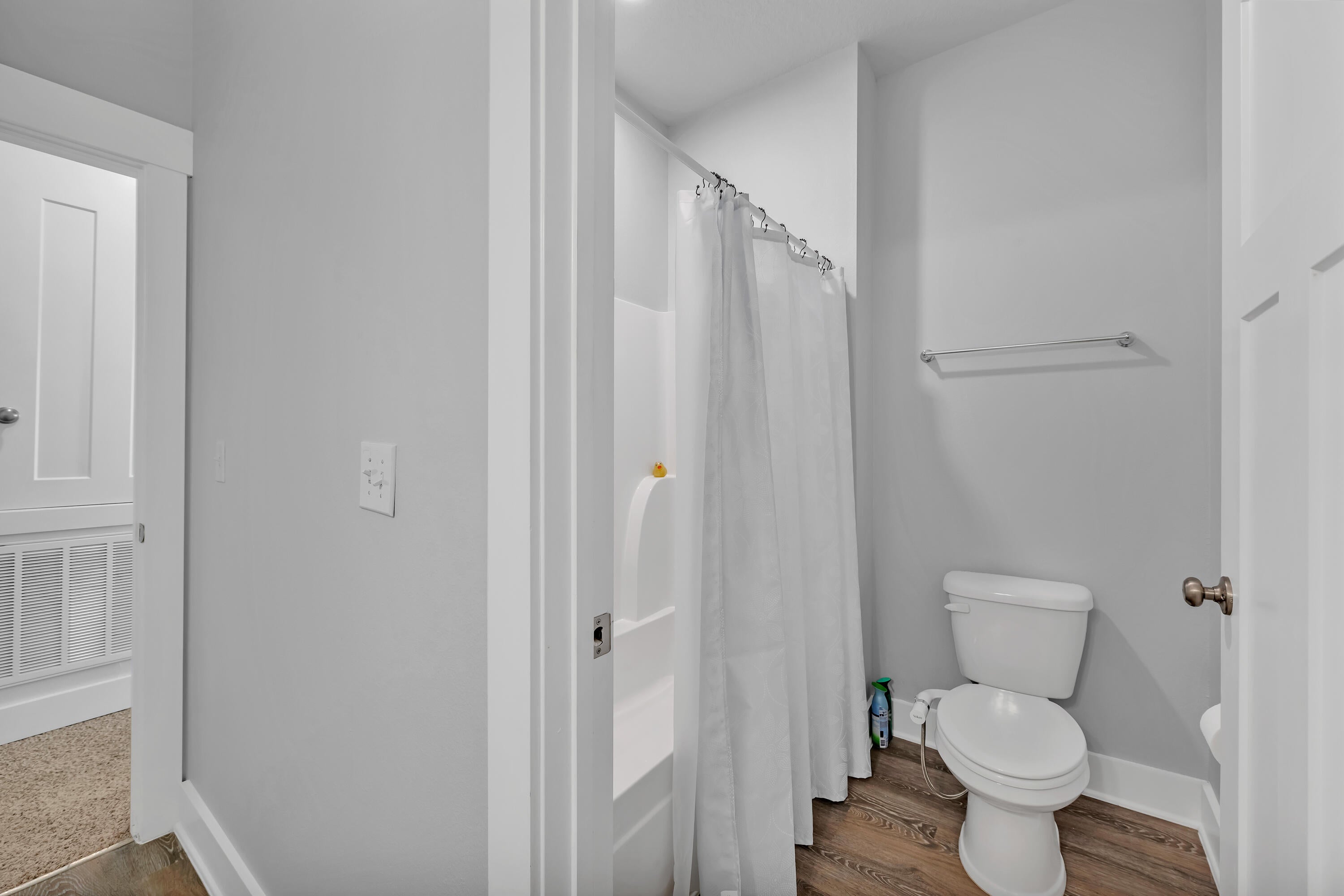 CAMELLIA COVE - Residential Lease