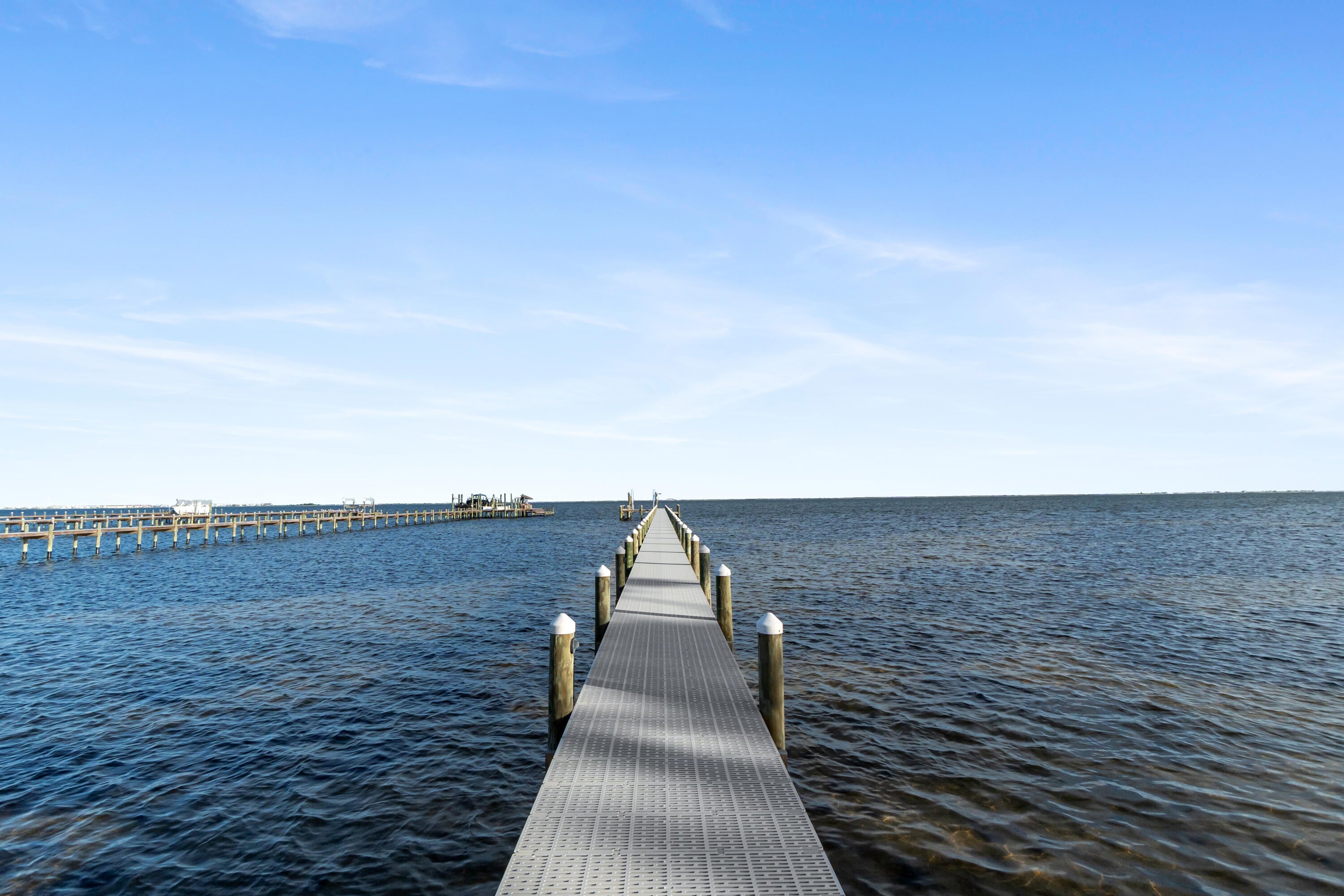 LIGHTHOUSE POINTE - Residential