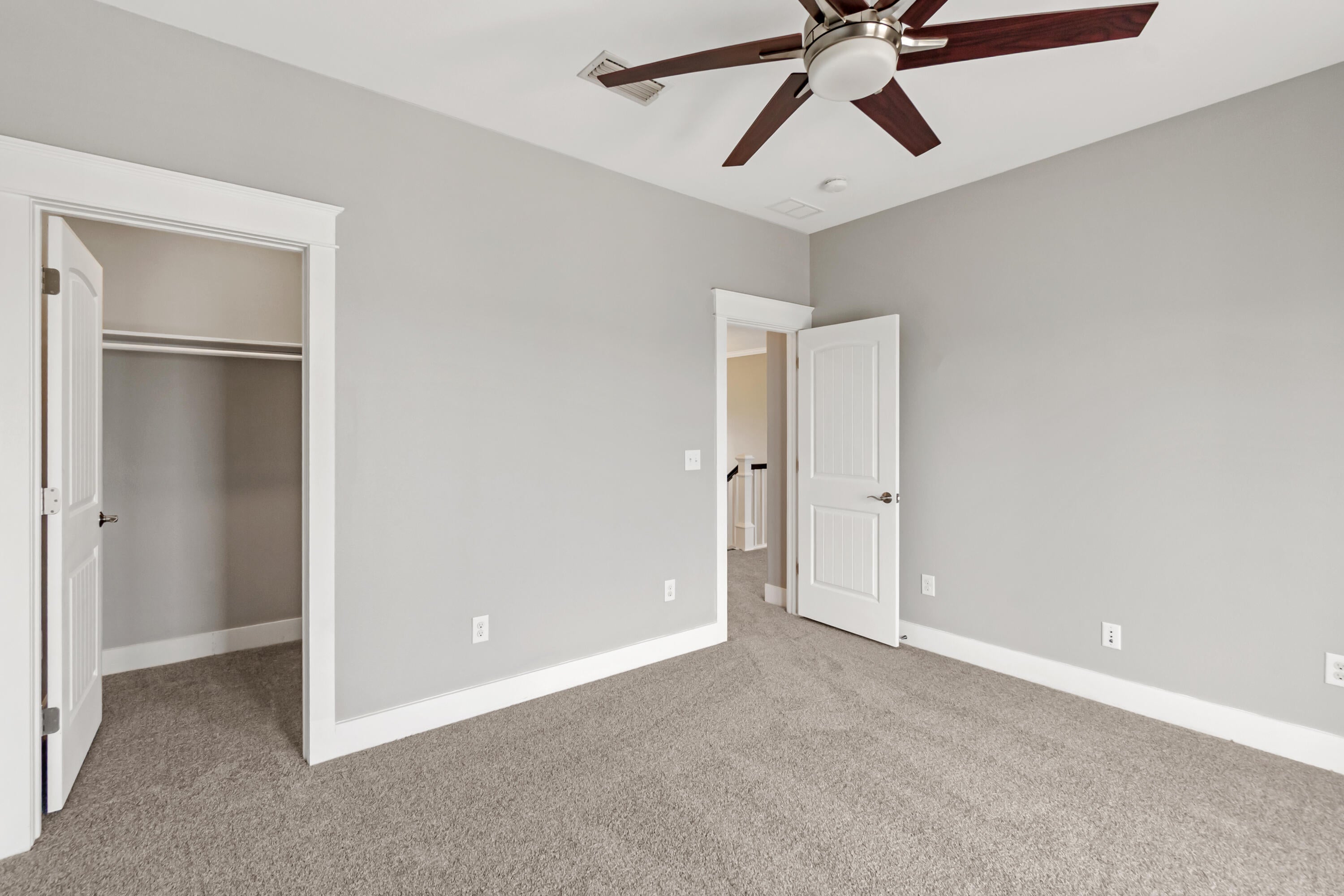 LIGHTHOUSE POINTE - Residential