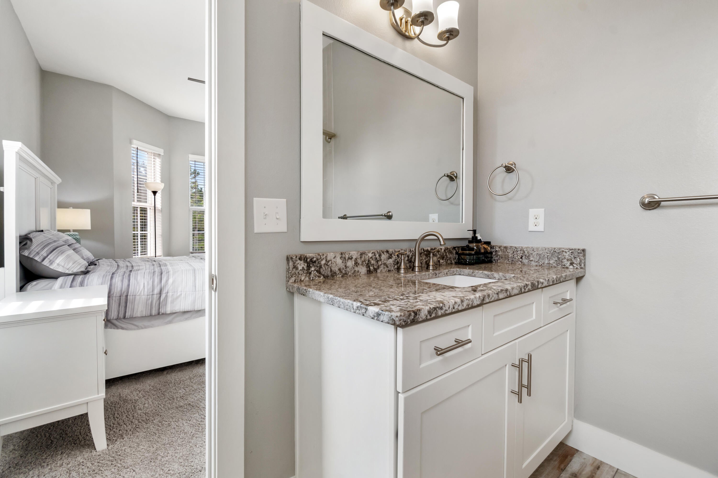 LIGHTHOUSE POINTE - Residential