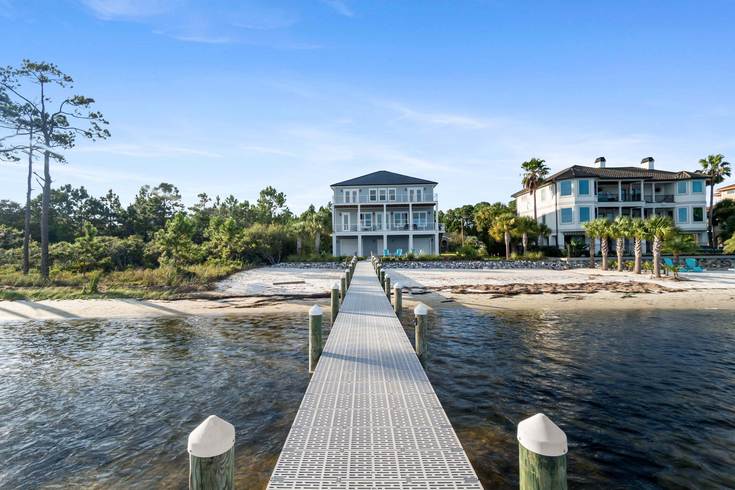 LIGHTHOUSE POINTE - Residential