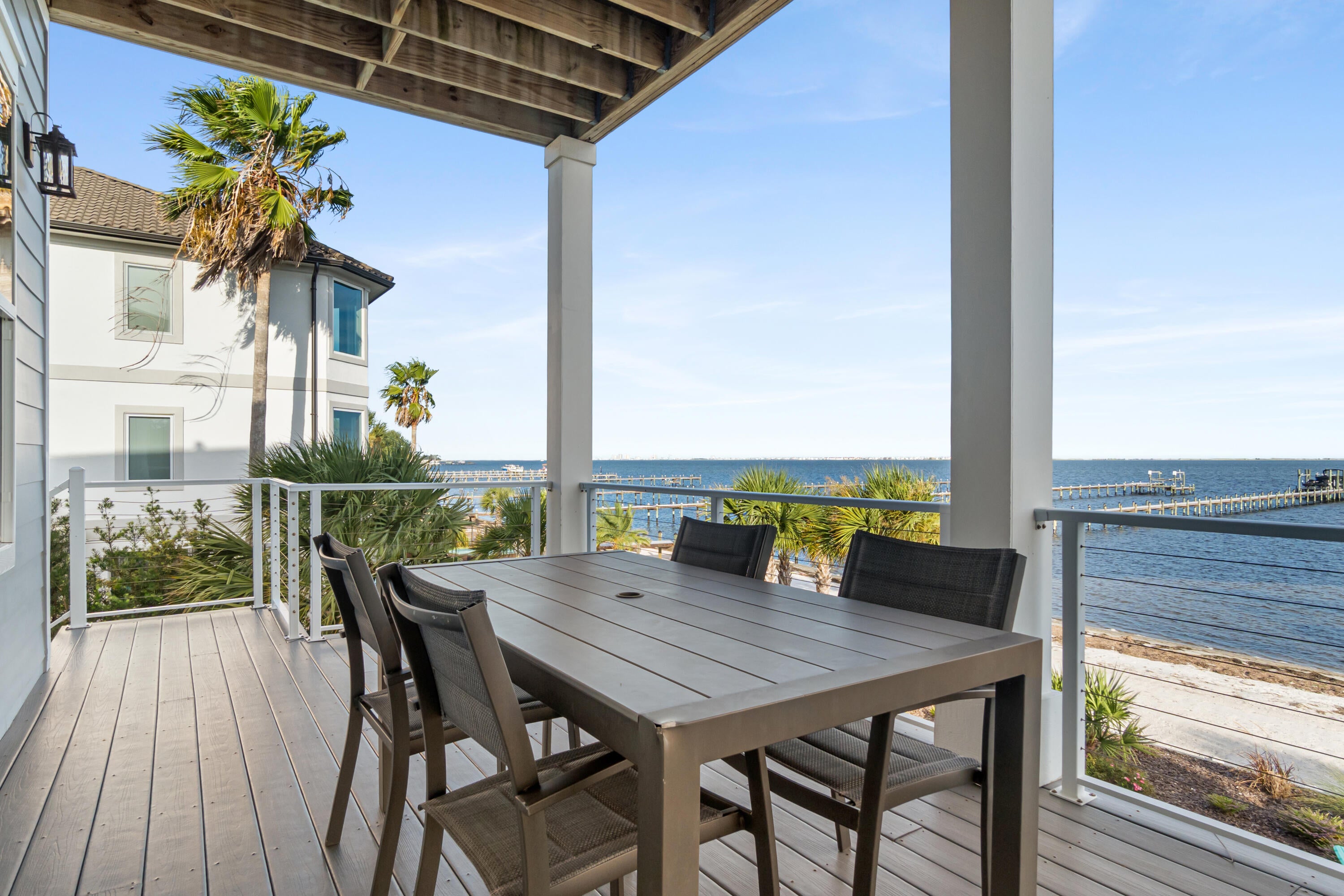 LIGHTHOUSE POINTE - Residential