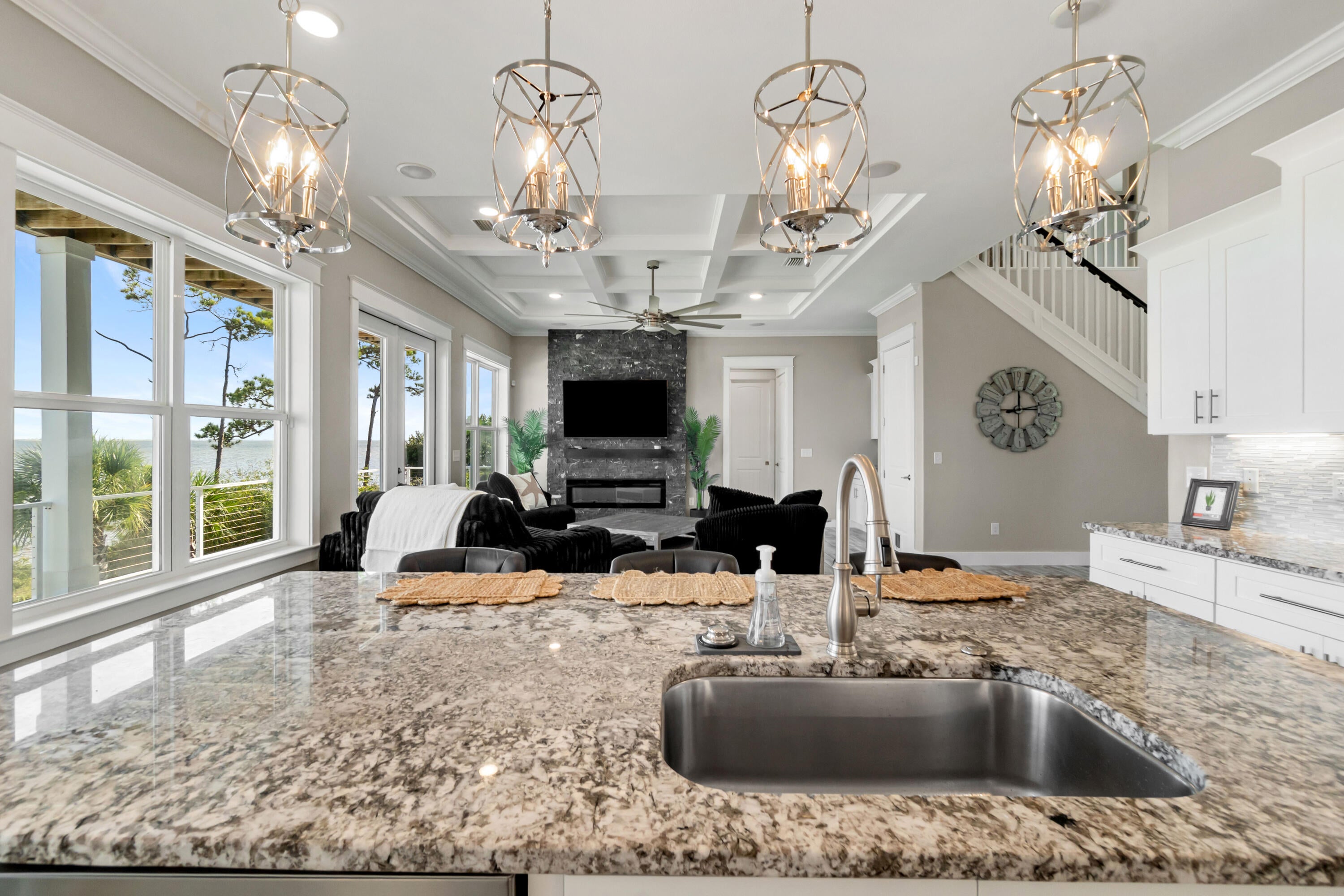 LIGHTHOUSE POINTE - Residential