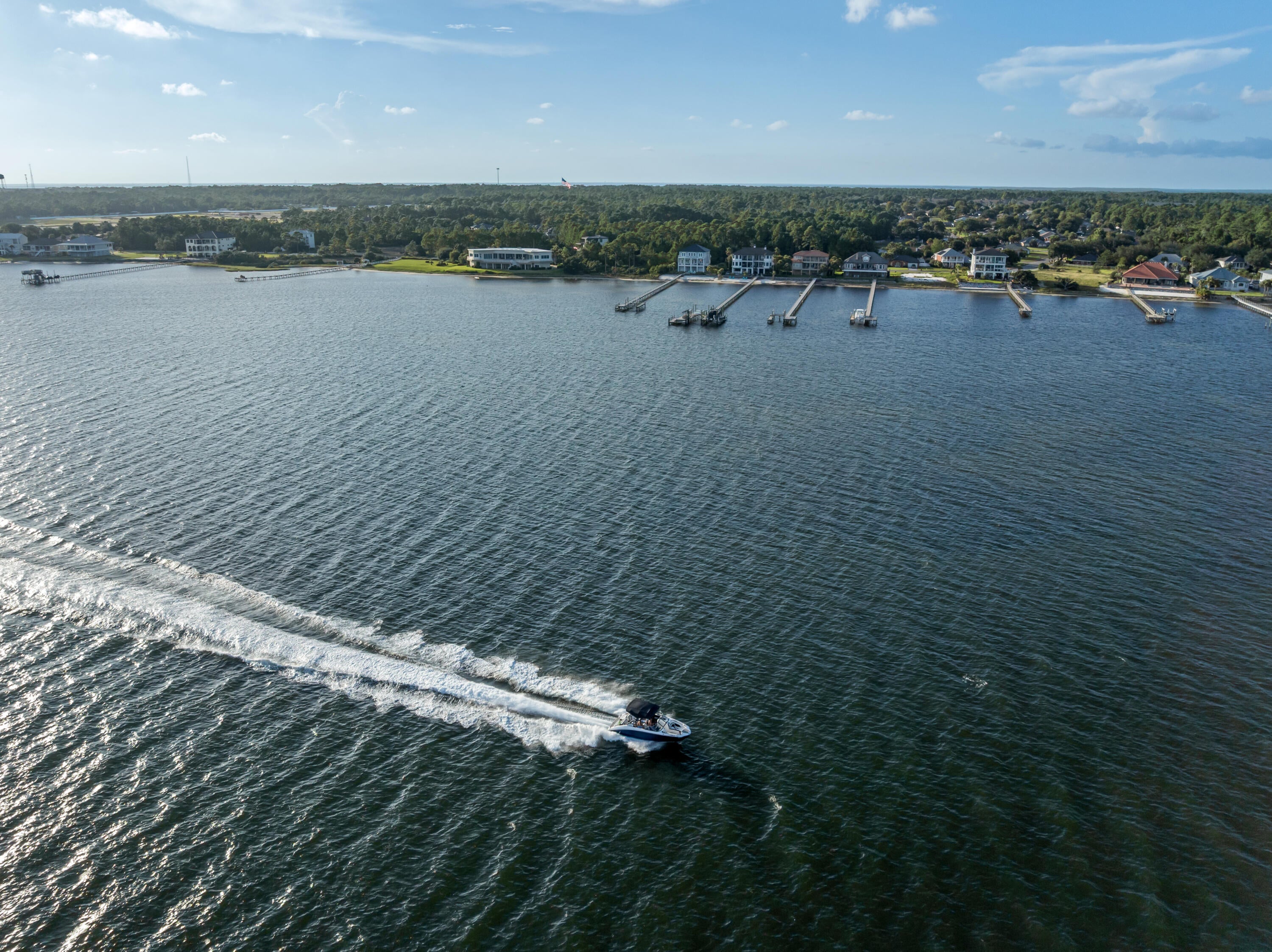 LIGHTHOUSE POINTE - Residential