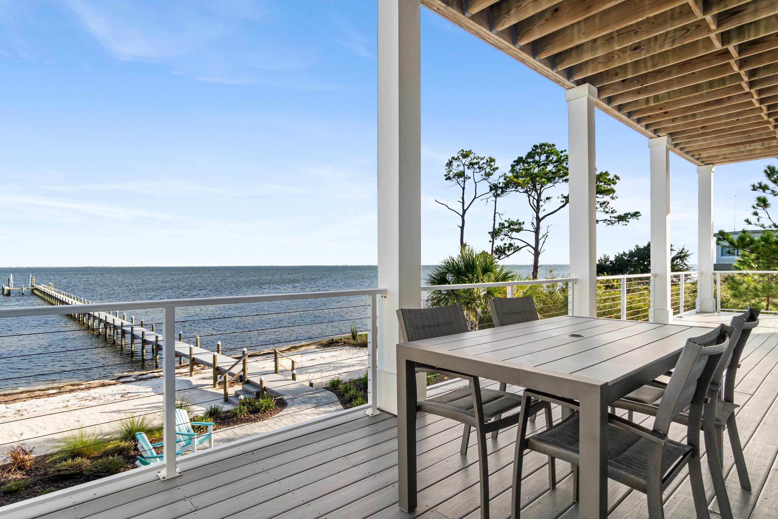 LIGHTHOUSE POINTE - Residential