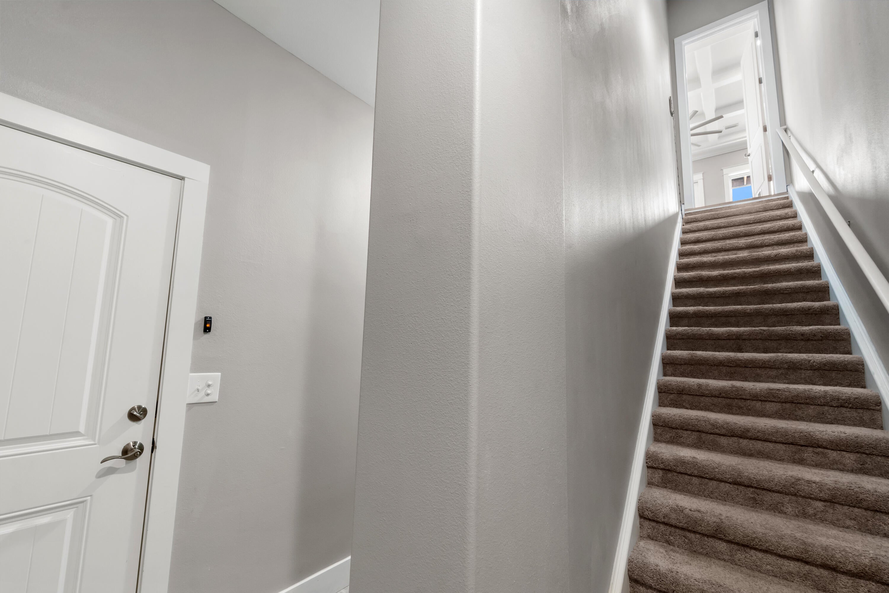 LIGHTHOUSE POINTE - Residential