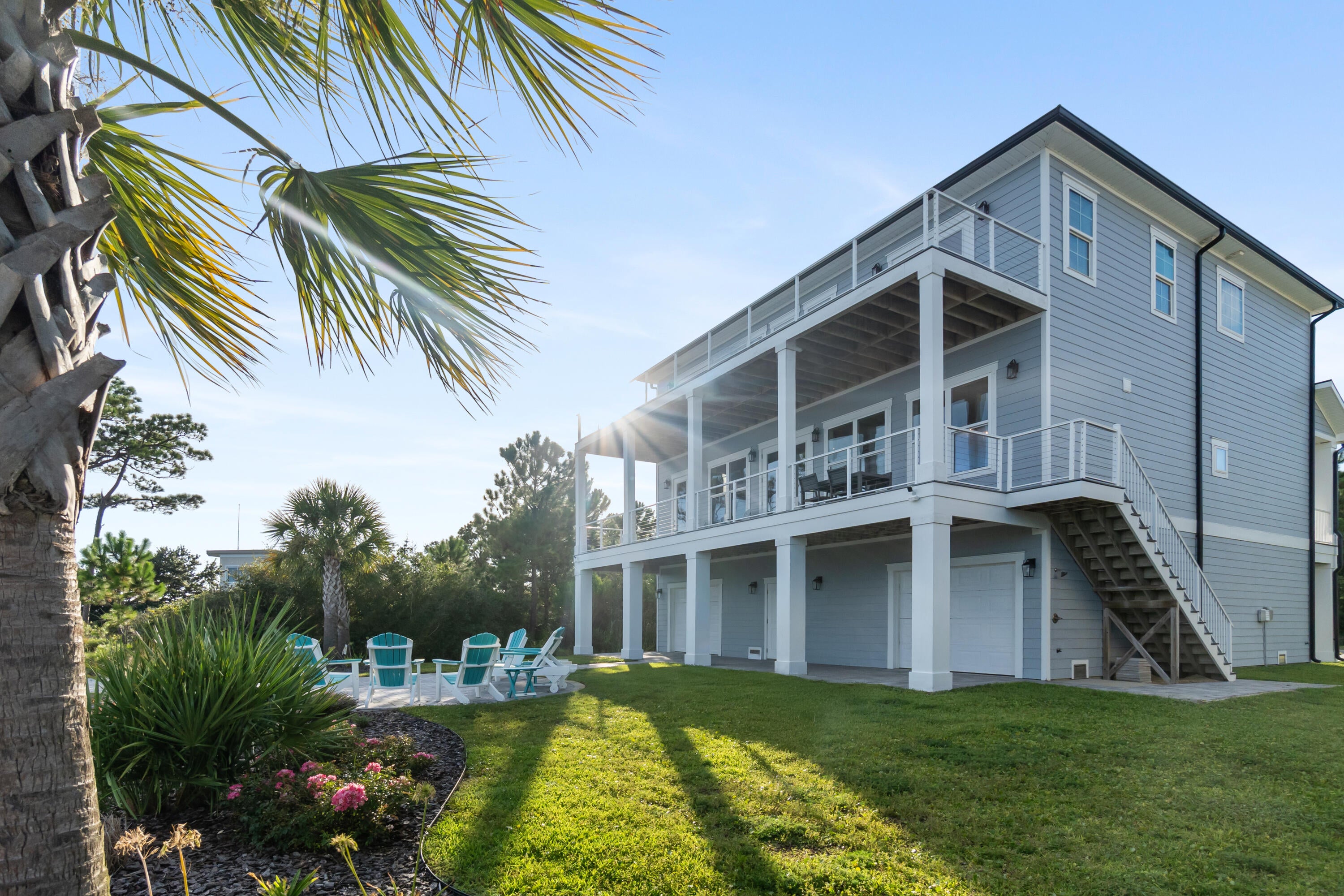 LIGHTHOUSE POINTE - Residential