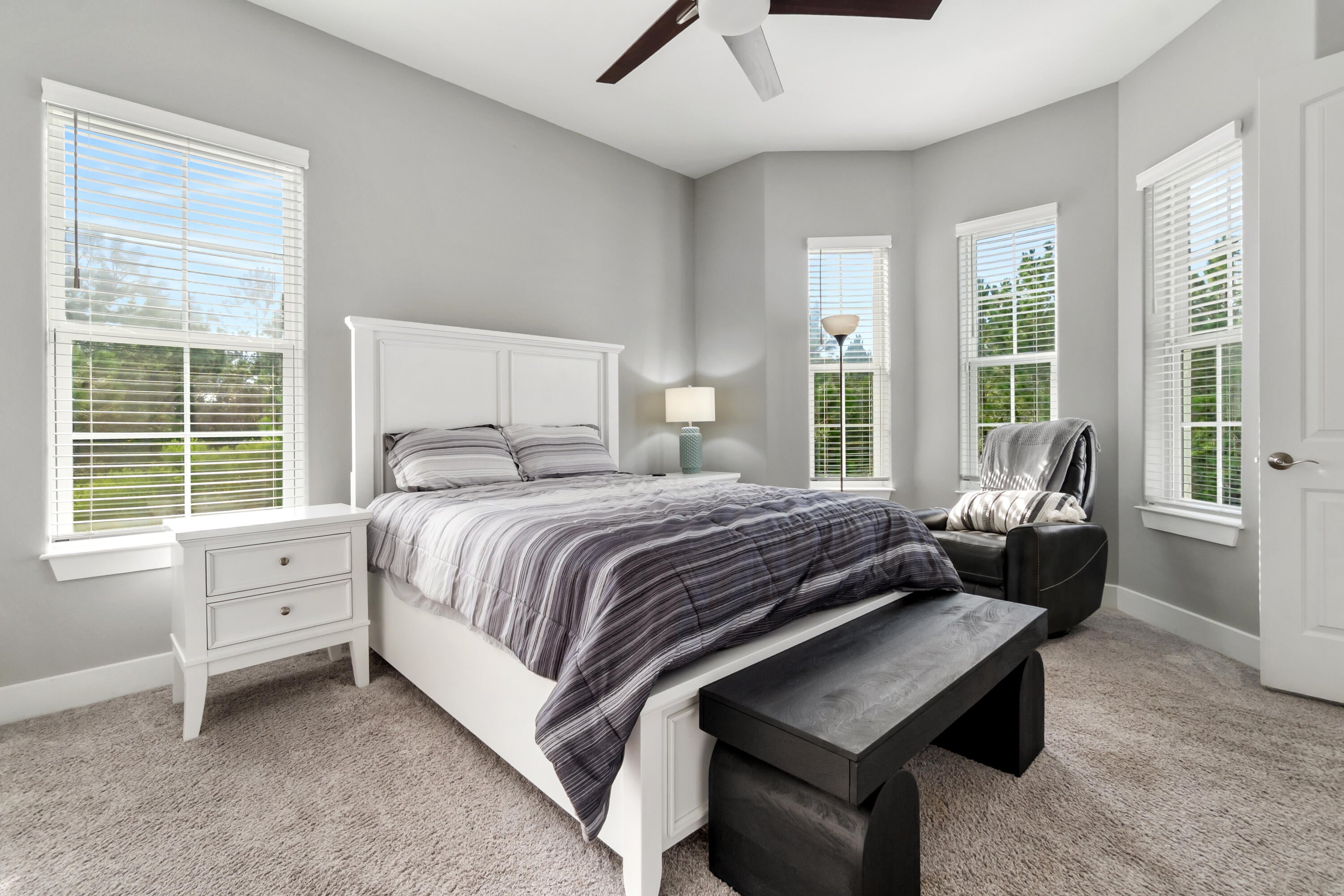 LIGHTHOUSE POINTE - Residential