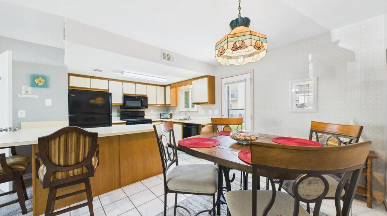 GULF HIGHLAND BEACH RESORT UNREC - Residential